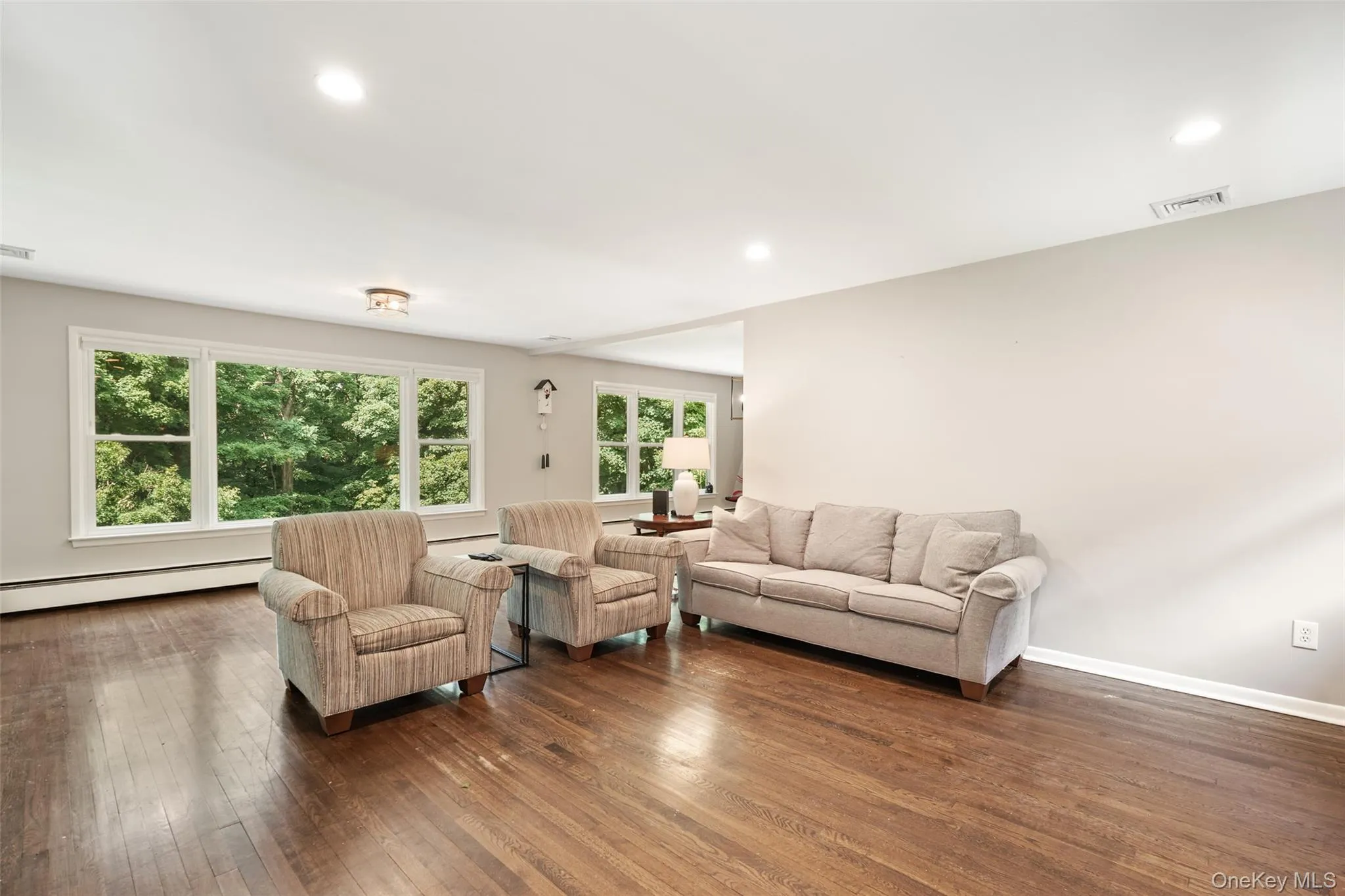 19 Skyview Drive, North Castle, NY, 3 Bedrooms Bedrooms, 8 Rooms Rooms,3 BathroomsBathrooms,Residential Lease,For Rent,Skyview,0,1038588 19 Skyview Drive, North Castle, NY, 3 Bedrooms Bedrooms, 8 Rooms Rooms,3 BathroomsBathrooms,Residential Lease,For Rent,Skyview,0,1038588