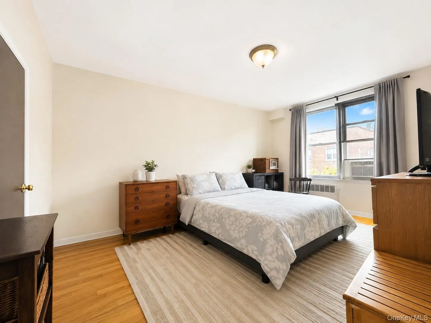 65-65 Wetherole Street, New York, NY, 1 Bedroom Bedrooms, 5 Rooms Rooms,1 BathroomBathrooms,Residential,For Rent,Wetherole,0,1038589 65-65 Wetherole Street, New York, NY, 1 Bedroom Bedrooms, 5 Rooms Rooms,1 BathroomBathrooms,Residential,For Rent,Wetherole,0,1038589