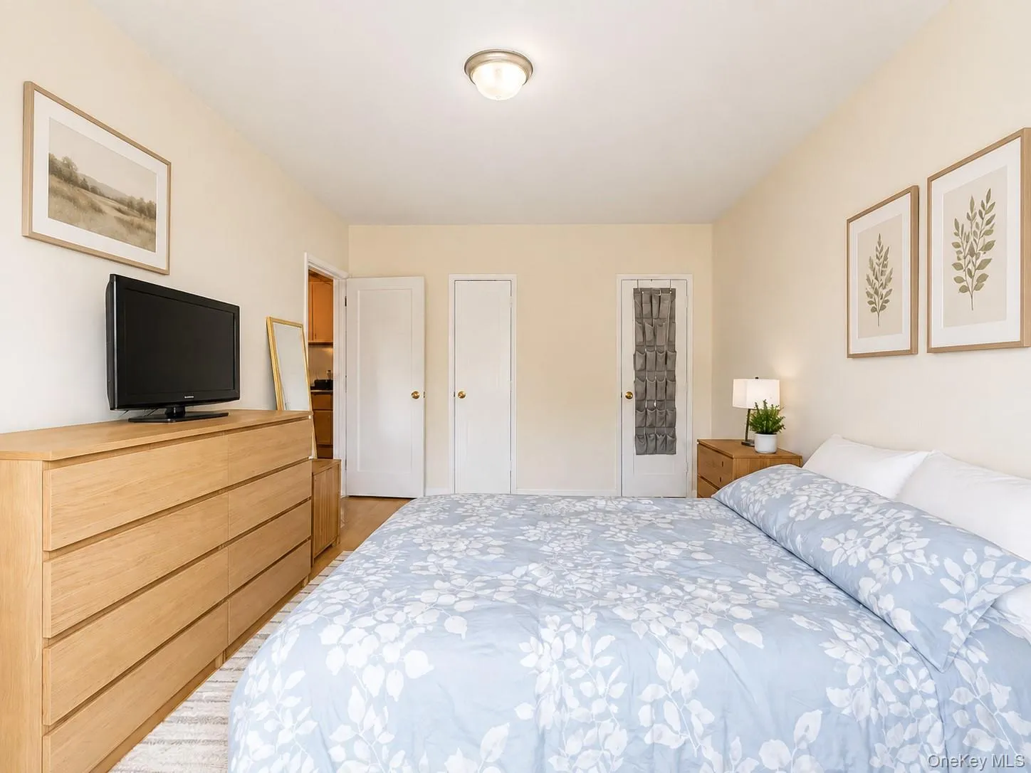 65-65 Wetherole Street, New York, NY, 1 Bedroom Bedrooms, 5 Rooms Rooms,1 BathroomBathrooms,Residential,For Rent,Wetherole,0,1038589 65-65 Wetherole Street, New York, NY, 1 Bedroom Bedrooms, 5 Rooms Rooms,1 BathroomBathrooms,Residential,For Rent,Wetherole,0,1038589
