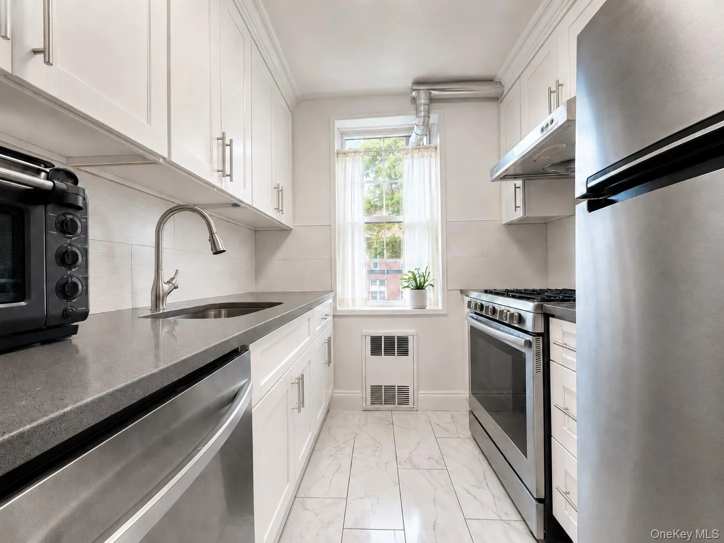 65-65 Wetherole Street, New York, NY, 1 Bedroom Bedrooms, 5 Rooms Rooms,1 BathroomBathrooms,Residential,For Rent,Wetherole,0,1038589 65-65 Wetherole Street, New York, NY, 1 Bedroom Bedrooms, 5 Rooms Rooms,1 BathroomBathrooms,Residential,For Rent,Wetherole,0,1038589