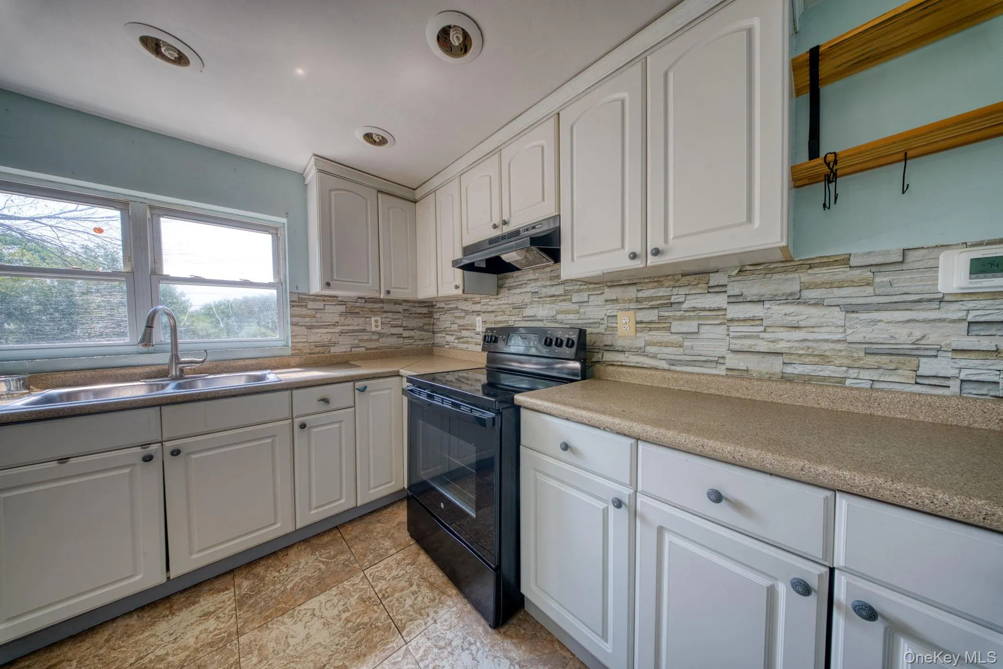 14 Airport Road, Middletown, NY, 2 Bedrooms Bedrooms, 6 Rooms Rooms,1 BathroomBathrooms,Residential,For Rent,Airport,0,1038590 14 Airport Road, Middletown, NY, 2 Bedrooms Bedrooms, 6 Rooms Rooms,1 BathroomBathrooms,Residential,For Rent,Airport,0,1038590
