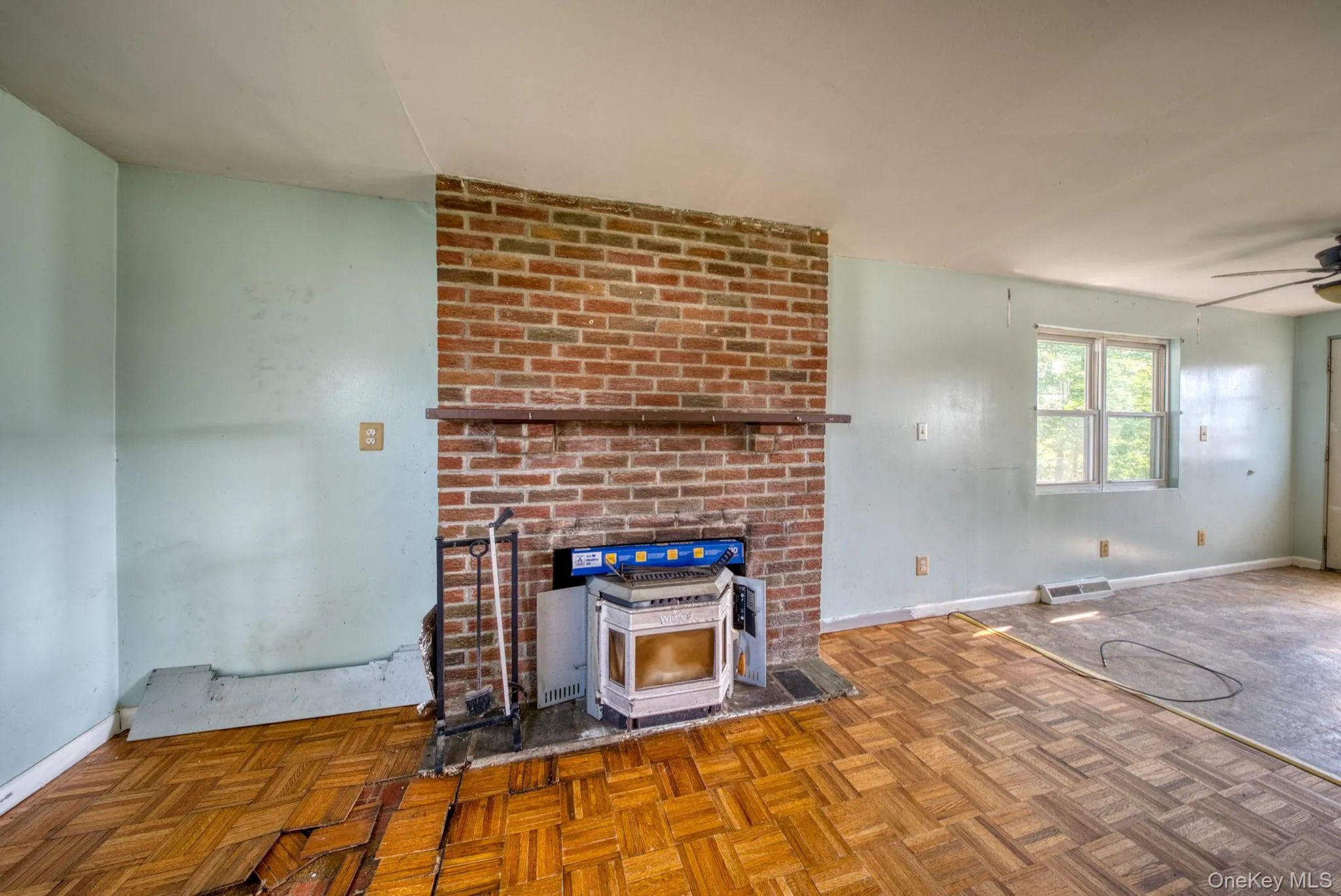 14 Airport Road, Middletown, NY, 2 Bedrooms Bedrooms, 6 Rooms Rooms,1 BathroomBathrooms,Residential,For Rent,Airport,0,1038590 14 Airport Road, Middletown, NY, 2 Bedrooms Bedrooms, 6 Rooms Rooms,1 BathroomBathrooms,Residential,For Rent,Airport,0,1038590