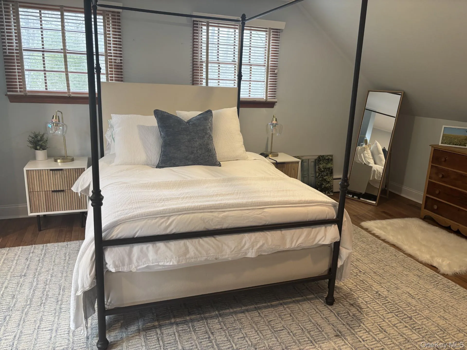 5650 Bayview Road, Southold, NY, 5 Bedrooms Bedrooms, 8 Rooms Rooms,2 BathroomsBathrooms,Residential Lease,For Rent,Bayview,0,1038594 5650 Bayview Road, Southold, NY, 5 Bedrooms Bedrooms, 8 Rooms Rooms,2 BathroomsBathrooms,Residential Lease,For Rent,Bayview,0,1038594