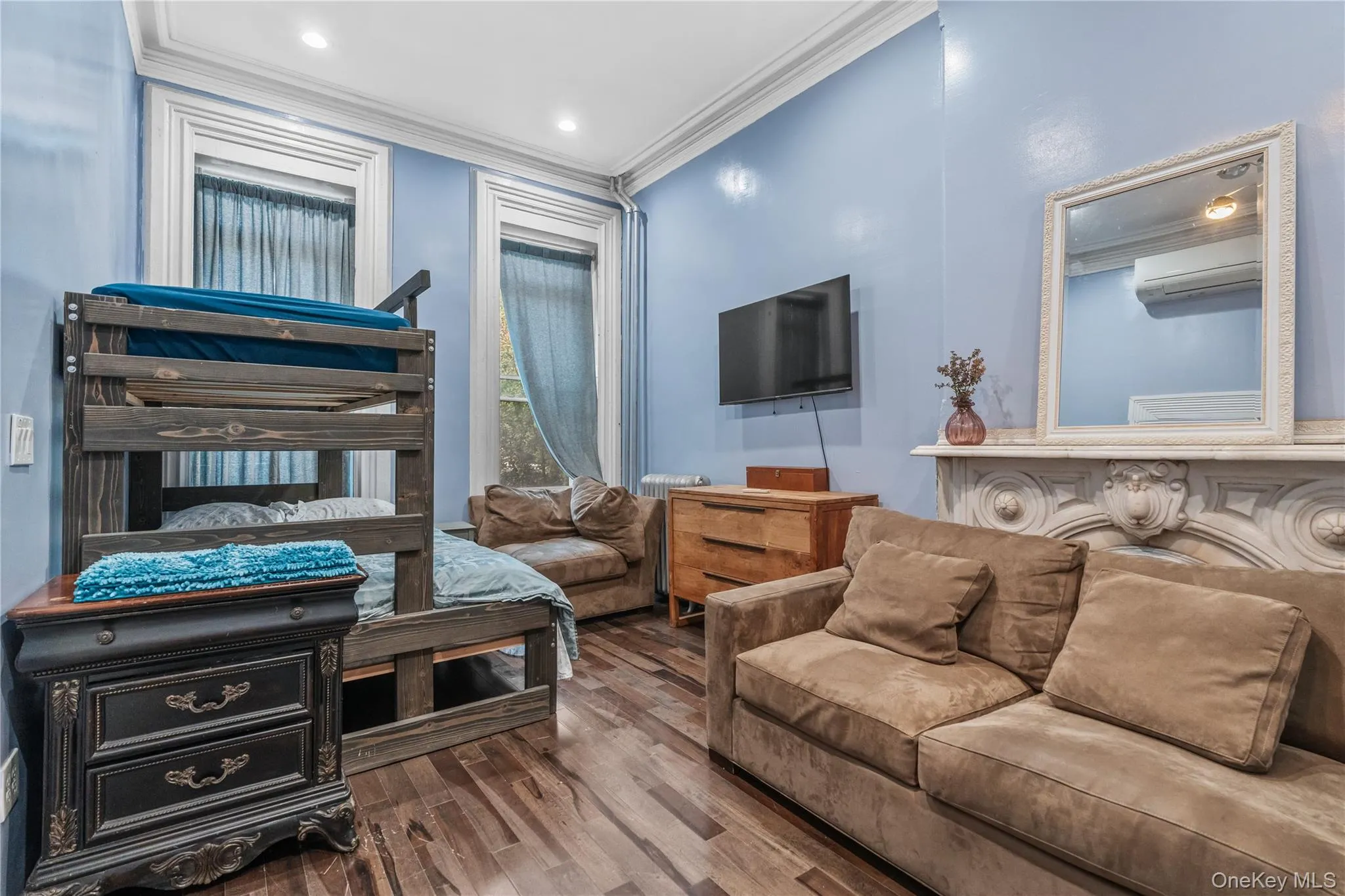 220 116th Street, New York, NY, 3 Bedrooms Bedrooms, 5 Rooms Rooms,1 BathroomBathrooms,Residential Lease,For Rent,116th,0,1038595 220 116th Street, New York, NY, 3 Bedrooms Bedrooms, 5 Rooms Rooms,1 BathroomBathrooms,Residential Lease,For Rent,116th,0,1038595