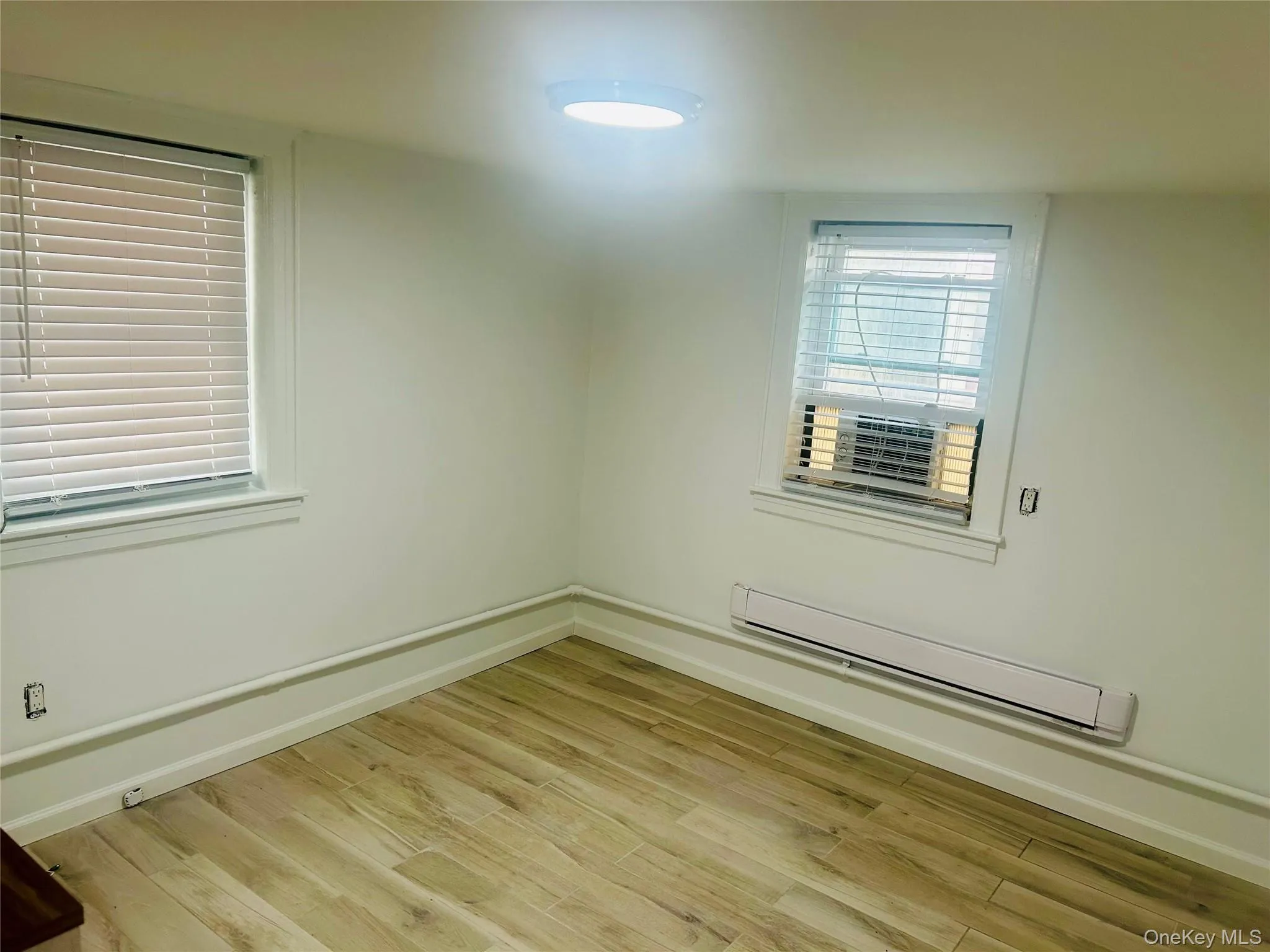 105 Mitchell Avenue, Long Beach, NY, 2 Bedrooms Bedrooms, 4 Rooms Rooms,1 BathroomBathrooms,Residential Lease,For Rent,Mitchell,0,1038599 105 Mitchell Avenue, Long Beach, NY, 2 Bedrooms Bedrooms, 4 Rooms Rooms,1 BathroomBathrooms,Residential Lease,For Rent,Mitchell,0,1038599