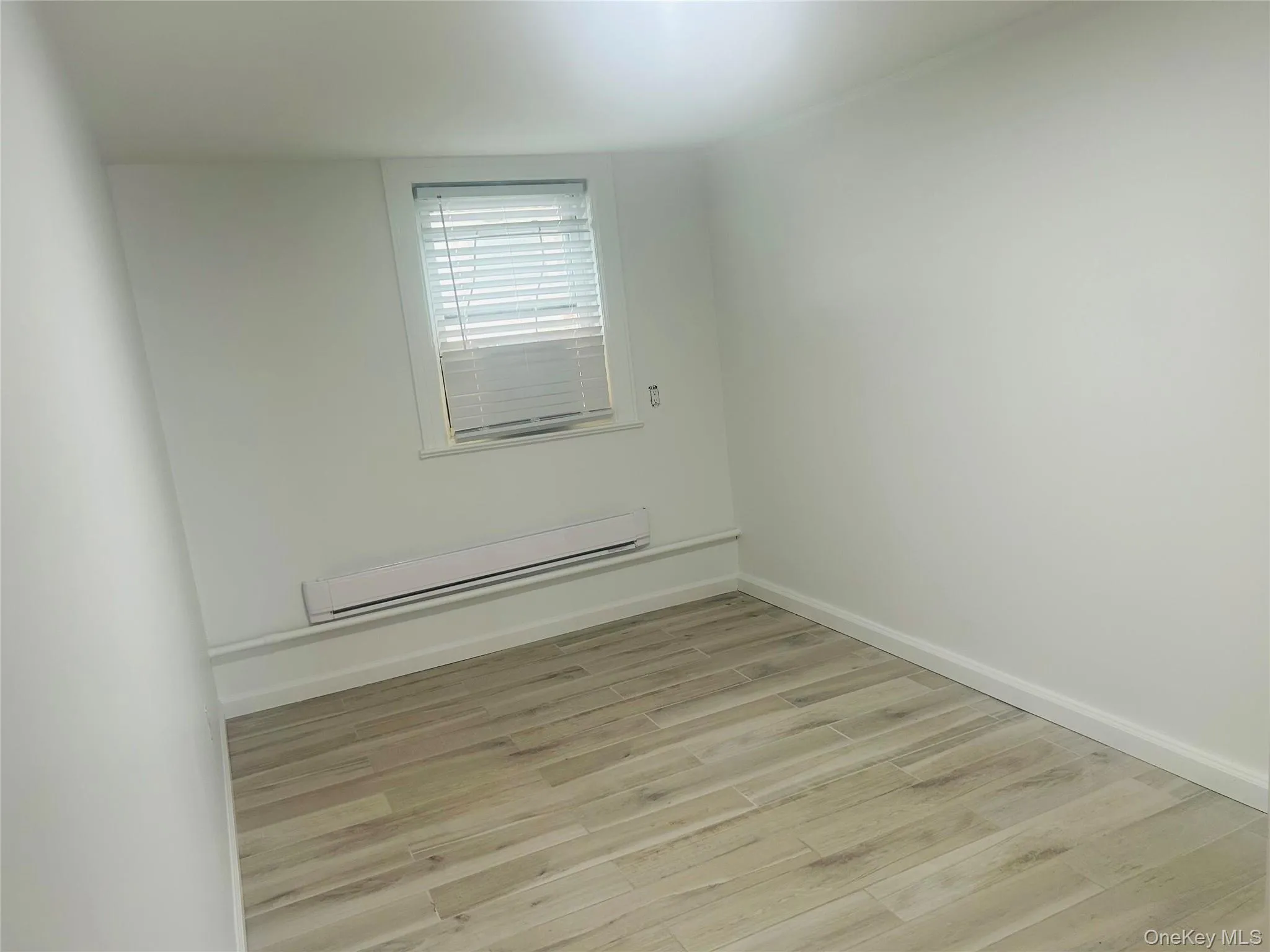 105 Mitchell Avenue, Long Beach, NY, 2 Bedrooms Bedrooms, 4 Rooms Rooms,1 BathroomBathrooms,Residential Lease,For Rent,Mitchell,0,1038599 105 Mitchell Avenue, Long Beach, NY, 2 Bedrooms Bedrooms, 4 Rooms Rooms,1 BathroomBathrooms,Residential Lease,For Rent,Mitchell,0,1038599