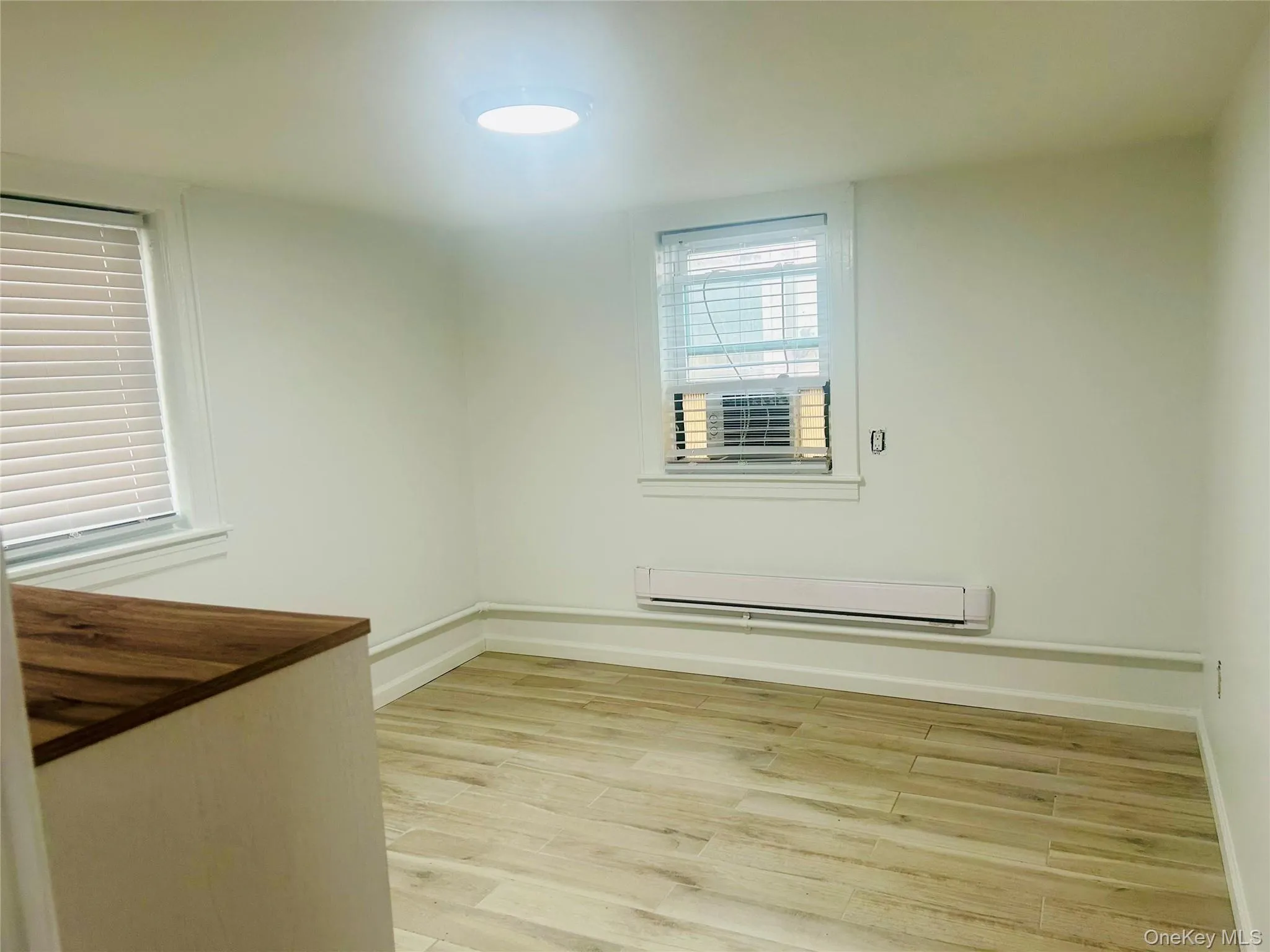 105 Mitchell Avenue, Long Beach, NY, 2 Bedrooms Bedrooms, 4 Rooms Rooms,1 BathroomBathrooms,Residential Lease,For Rent,Mitchell,0,1038599 105 Mitchell Avenue, Long Beach, NY, 2 Bedrooms Bedrooms, 4 Rooms Rooms,1 BathroomBathrooms,Residential Lease,For Rent,Mitchell,0,1038599