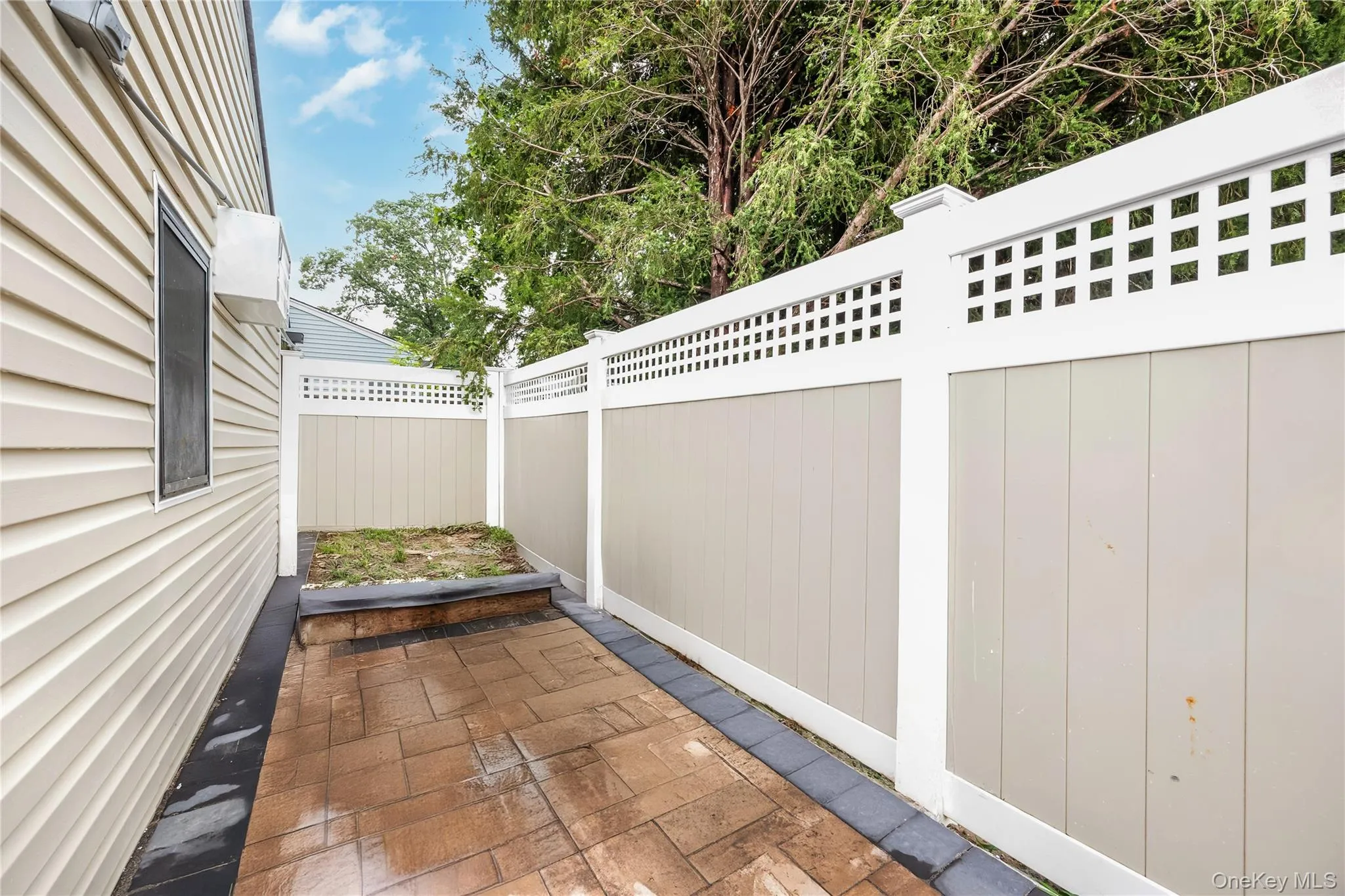 29 Tyler Street, Brookhaven, NY, 2 Rooms Rooms,1 BathroomBathrooms,Residential Lease,For Rent,Tyler,0,1038601 29 Tyler Street, Brookhaven, NY, 2 Rooms Rooms,1 BathroomBathrooms,Residential Lease,For Rent,Tyler,0,1038601