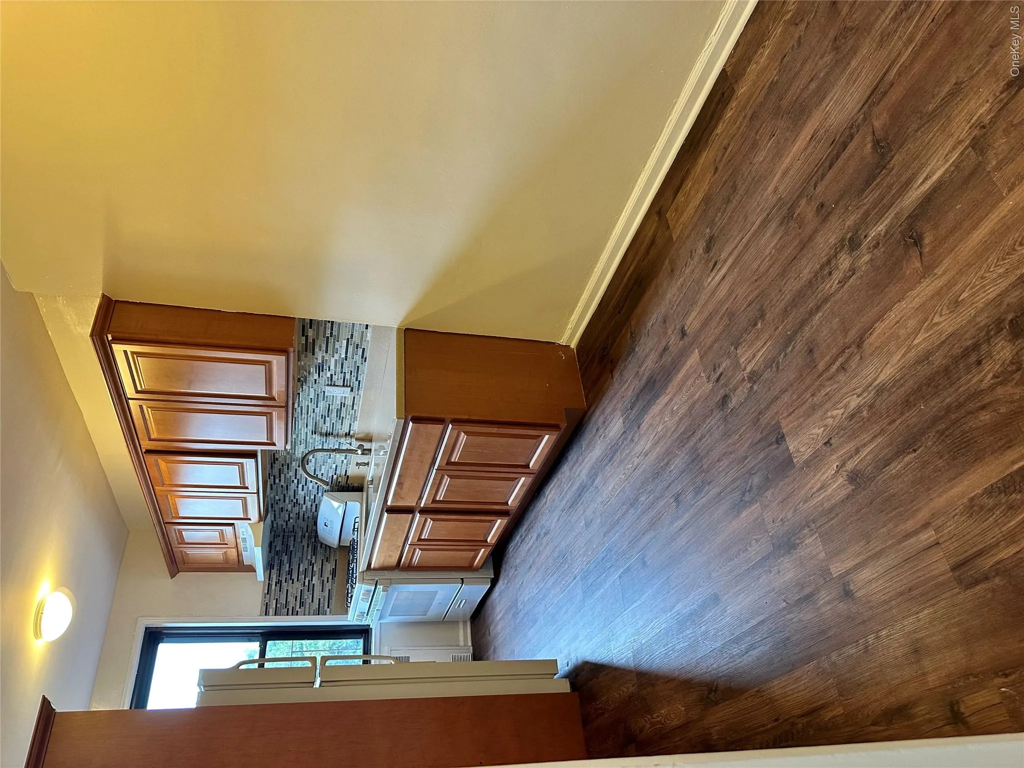 150-25 72 Road, New York, NY, 22 Bedrooms Bedrooms, 5 Rooms Rooms,1 BathroomBathrooms,Residential,For Rent,72,0,1038603 150-25 72 Road, New York, NY, 22 Bedrooms Bedrooms, 5 Rooms Rooms,1 BathroomBathrooms,Residential,For Rent,72,0,1038603