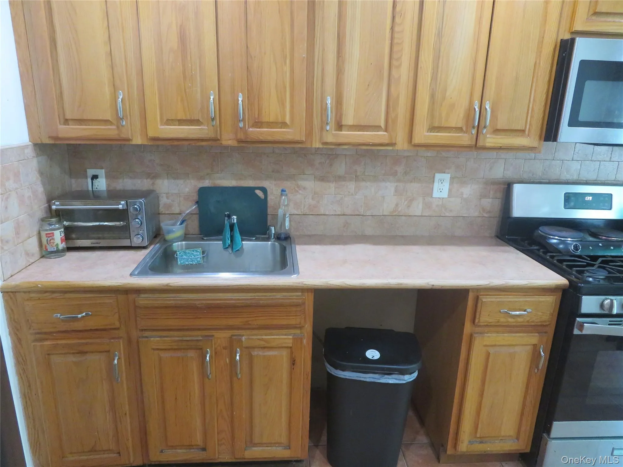 5714 Avenue L, New York, NY, 3 Bedrooms Bedrooms, 7 Rooms Rooms,2 BathroomsBathrooms,Residential,For Rent,Avenue L,0,1038605 5714 Avenue L, New York, NY, 3 Bedrooms Bedrooms, 7 Rooms Rooms,2 BathroomsBathrooms,Residential,For Rent,Avenue L,0,1038605