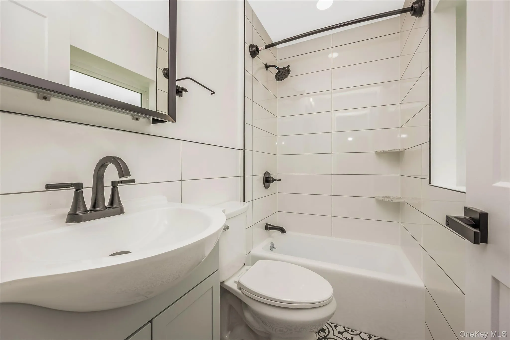 29 Tyler Street, Brookhaven, NY, 1 Bedroom Bedrooms, 3 Rooms Rooms,1 BathroomBathrooms,Residential Lease,For Rent,Tyler,0,1038607 29 Tyler Street, Brookhaven, NY, 1 Bedroom Bedrooms, 3 Rooms Rooms,1 BathroomBathrooms,Residential Lease,For Rent,Tyler,0,1038607