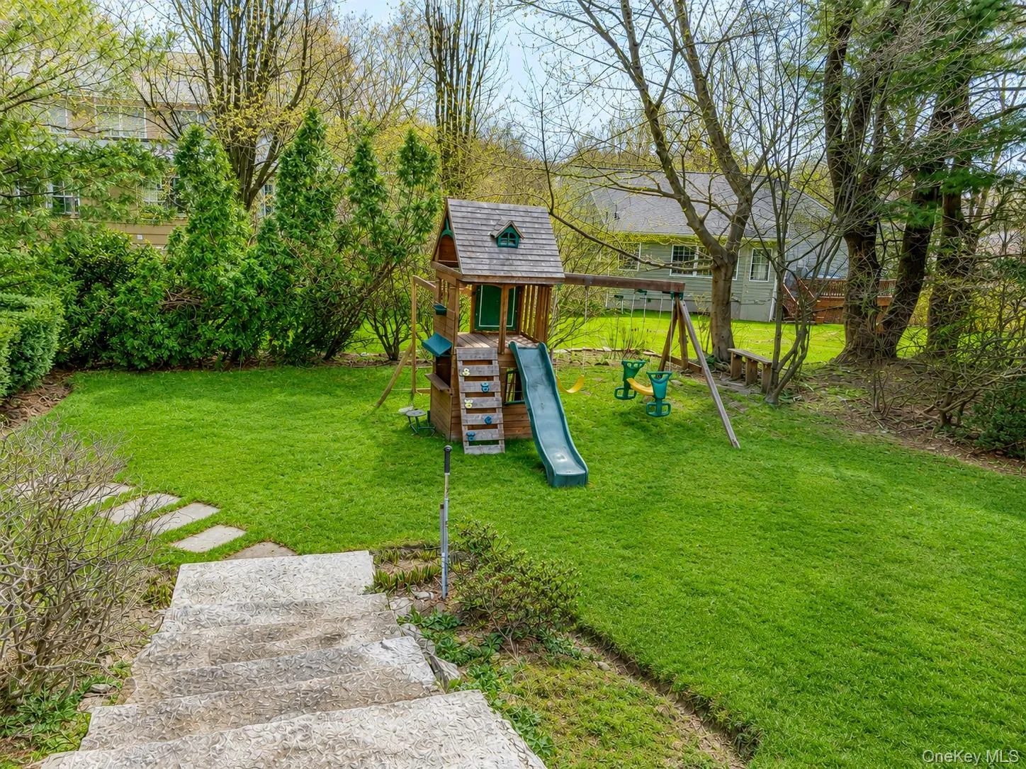 174 Waverly Road, New Rochelle, NY, 4 Bedrooms Bedrooms, 8 Rooms Rooms,3 BathroomsBathrooms,Residential Lease,For Rent,Waverly,0,1038609 174 Waverly Road, New Rochelle, NY, 4 Bedrooms Bedrooms, 8 Rooms Rooms,3 BathroomsBathrooms,Residential Lease,For Rent,Waverly,0,1038609