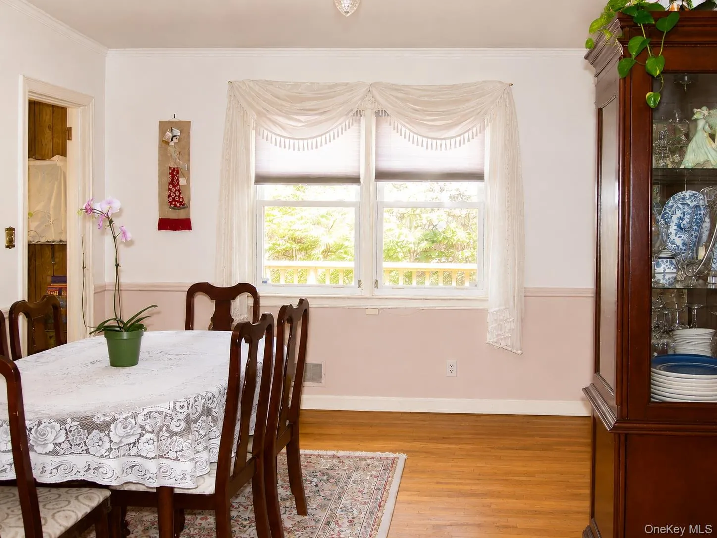 174 Waverly Road, New Rochelle, NY, 4 Bedrooms Bedrooms, 8 Rooms Rooms,3 BathroomsBathrooms,Residential Lease,For Rent,Waverly,0,1038609 174 Waverly Road, New Rochelle, NY, 4 Bedrooms Bedrooms, 8 Rooms Rooms,3 BathroomsBathrooms,Residential Lease,For Rent,Waverly,0,1038609