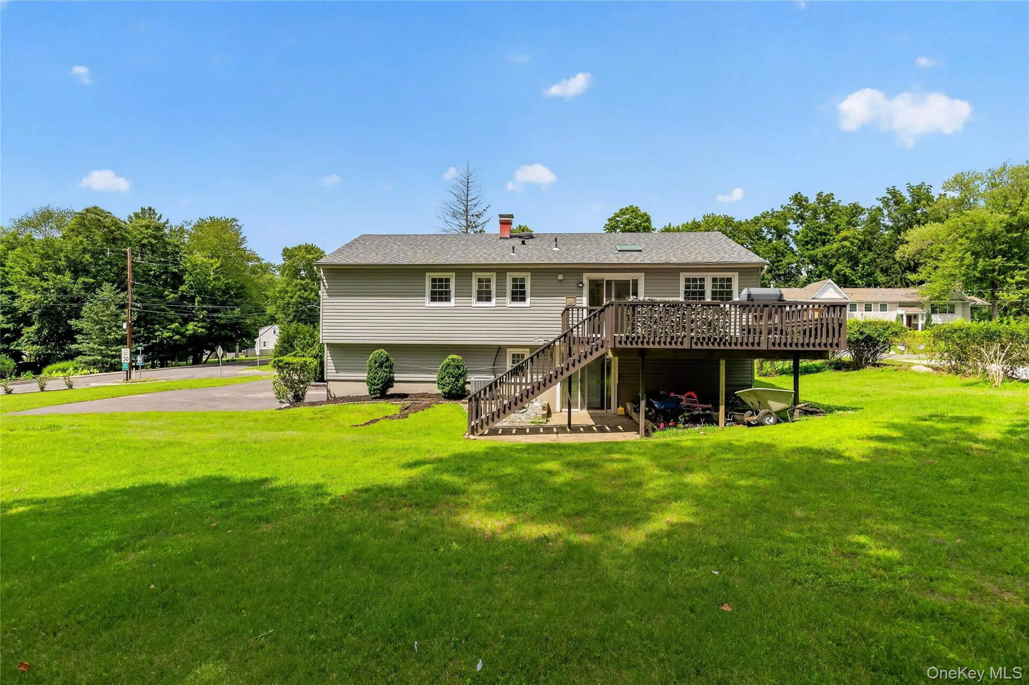 6 Linda Lane, Orangetown, NY, 4 Bedrooms Bedrooms, 10 Rooms Rooms,3 BathroomsBathrooms,Residential,For Rent,Linda,0,1038610 6 Linda Lane, Orangetown, NY, 4 Bedrooms Bedrooms, 10 Rooms Rooms,3 BathroomsBathrooms,Residential,For Rent,Linda,0,1038610
