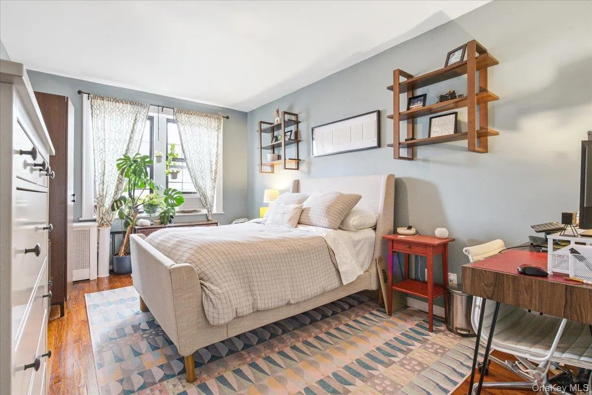 68-12 Burns Street, New York, NY, 2 Bedrooms Bedrooms, 5 Rooms Rooms,1 BathroomBathrooms,Residential,For Rent,Burns,0,1038611 68-12 Burns Street, New York, NY, 2 Bedrooms Bedrooms, 5 Rooms Rooms,1 BathroomBathrooms,Residential,For Rent,Burns,0,1038611