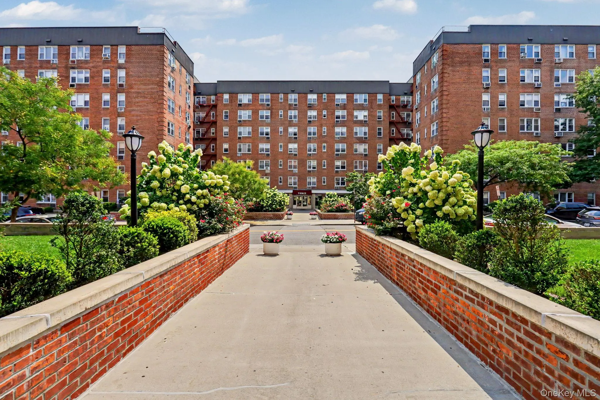4 Sadore Lane, Yonkers, NY, 3 Bedrooms Bedrooms, 7 Rooms Rooms,2 BathroomsBathrooms,Residential,For Rent,Sadore,0,1038615 4 Sadore Lane, Yonkers, NY, 3 Bedrooms Bedrooms, 7 Rooms Rooms,2 BathroomsBathrooms,Residential,For Rent,Sadore,0,1038615