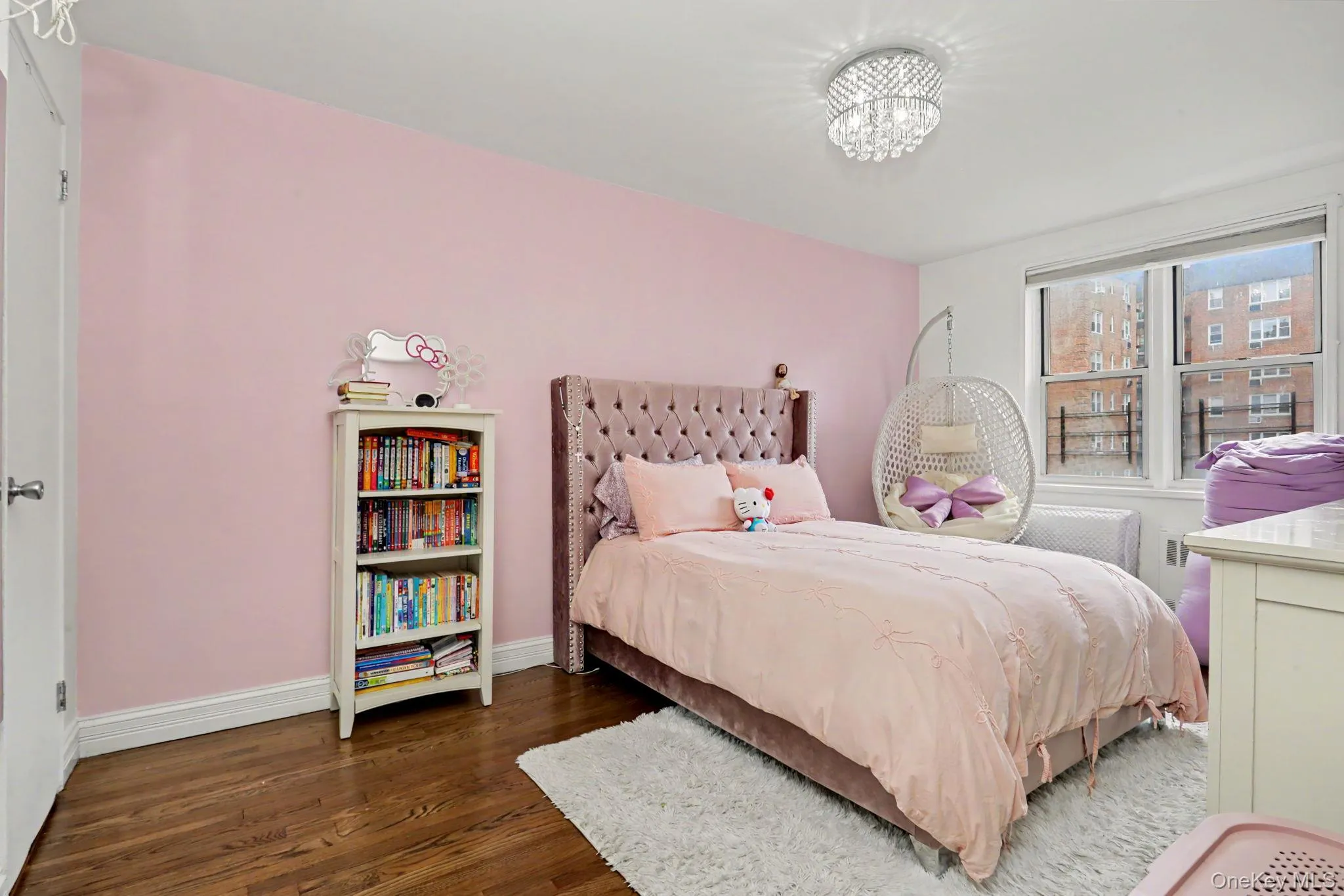 Hardwood-style flooring throughout Hardwood-style flooring throughout