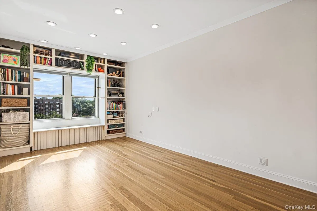 111-45 76 Avenue, New York, NY, 2 Bedrooms Bedrooms, 3 Rooms Rooms,1 BathroomBathrooms,Residential,For Rent,76,0,1038616 111-45 76 Avenue, New York, NY, 2 Bedrooms Bedrooms, 3 Rooms Rooms,1 BathroomBathrooms,Residential,For Rent,76,0,1038616