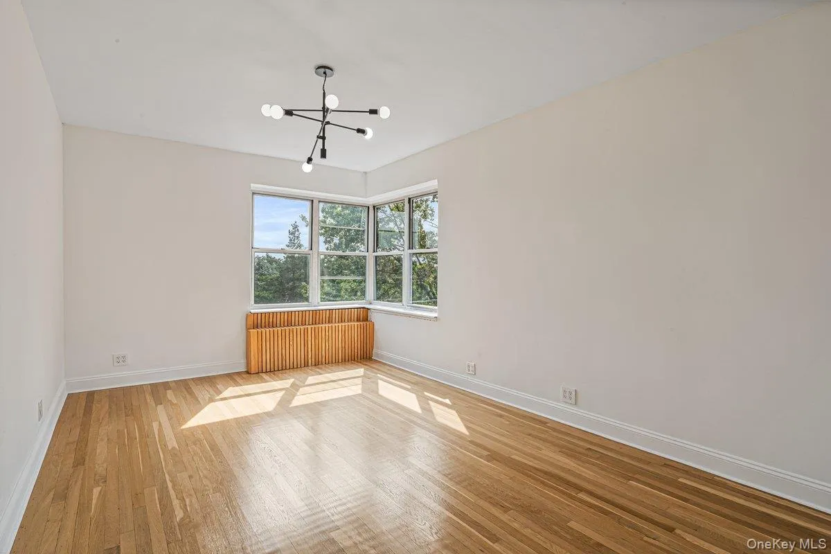 111-45 76 Avenue, New York, NY, 2 Bedrooms Bedrooms, 3 Rooms Rooms,1 BathroomBathrooms,Residential,For Rent,76,0,1038616 111-45 76 Avenue, New York, NY, 2 Bedrooms Bedrooms, 3 Rooms Rooms,1 BathroomBathrooms,Residential,For Rent,76,0,1038616