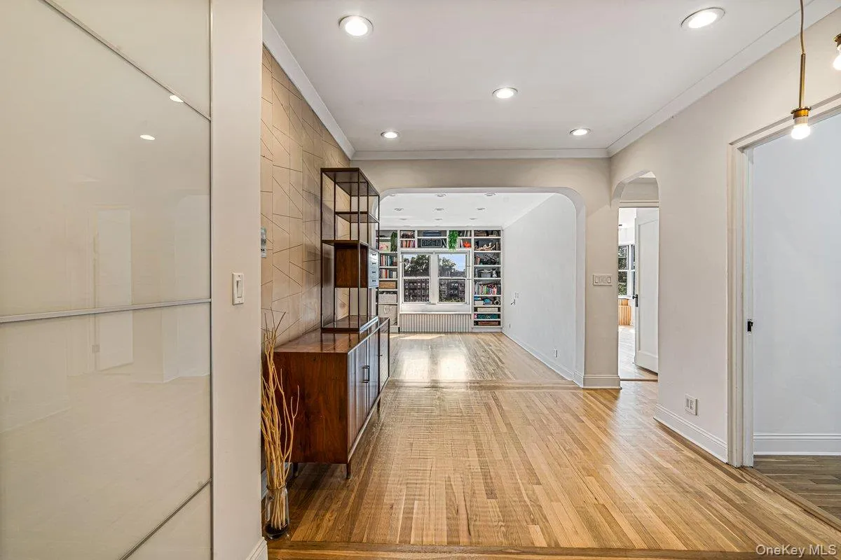 111-45 76 Avenue, New York, NY, 2 Bedrooms Bedrooms, 3 Rooms Rooms,1 BathroomBathrooms,Residential,For Rent,76,0,1038616 111-45 76 Avenue, New York, NY, 2 Bedrooms Bedrooms, 3 Rooms Rooms,1 BathroomBathrooms,Residential,For Rent,76,0,1038616