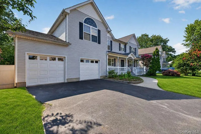 296 Westchester Avenue, West Babylon, NY, 6 Bedrooms Bedrooms, 10 Rooms Rooms,4 BathroomsBathrooms,Residential,For Rent,Westchester,0,1038621 296 Westchester Avenue, West Babylon, NY, 6 Bedrooms Bedrooms, 10 Rooms Rooms,4 BathroomsBathrooms,Residential,For Rent,Westchester,0,1038621