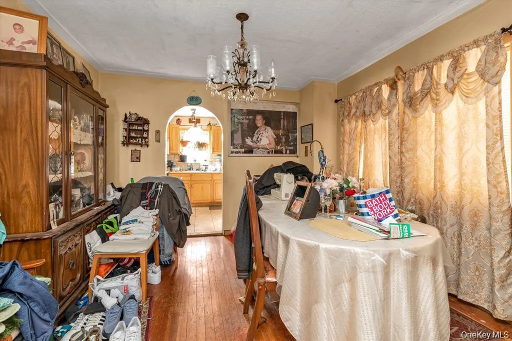 190-26 118th Avenue, New York, NY, 3 Bedrooms Bedrooms, 8 Rooms Rooms,2 BathroomsBathrooms,Residential,For Rent,118th,0,1038624 190-26 118th Avenue, New York, NY, 3 Bedrooms Bedrooms, 8 Rooms Rooms,2 BathroomsBathrooms,Residential,For Rent,118th,0,1038624