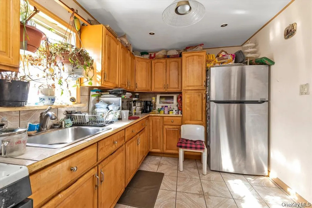 190-26 118th Avenue, New York, NY, 3 Bedrooms Bedrooms, 8 Rooms Rooms,2 BathroomsBathrooms,Residential,For Rent,118th,0,1038624 190-26 118th Avenue, New York, NY, 3 Bedrooms Bedrooms, 8 Rooms Rooms,2 BathroomsBathrooms,Residential,For Rent,118th,0,1038624