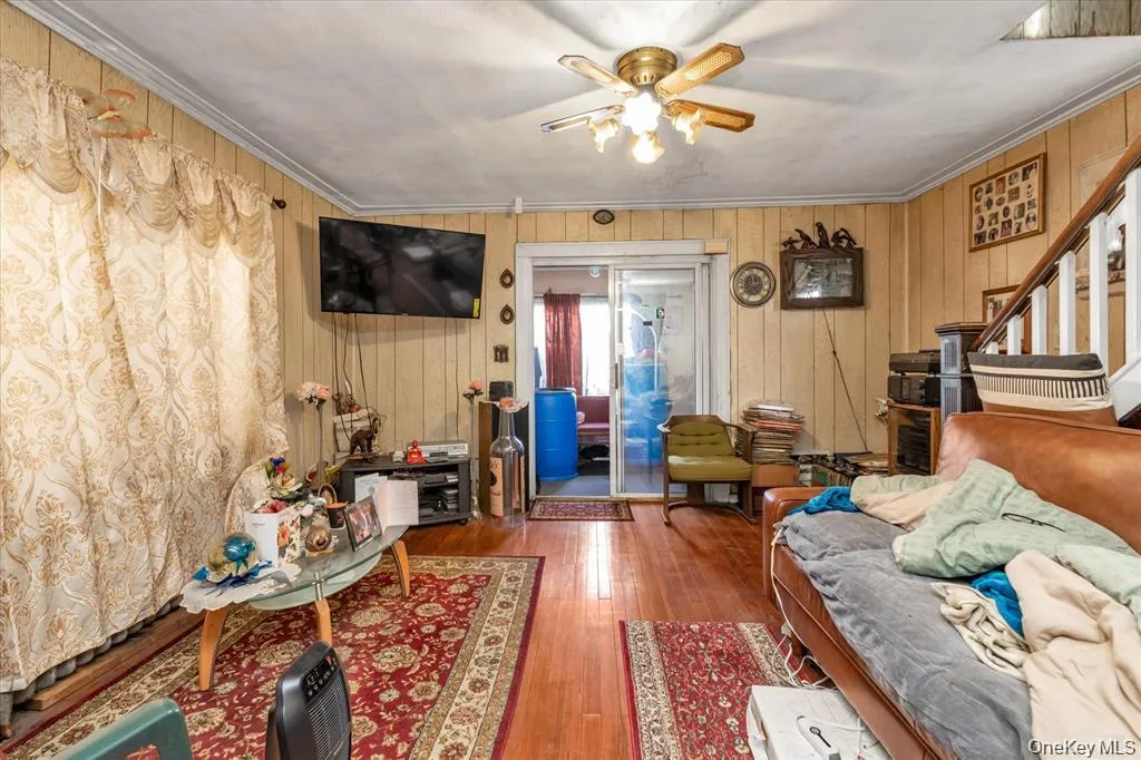 190-26 118th Avenue, New York, NY, 3 Bedrooms Bedrooms, 8 Rooms Rooms,2 BathroomsBathrooms,Residential,For Rent,118th,0,1038624 190-26 118th Avenue, New York, NY, 3 Bedrooms Bedrooms, 8 Rooms Rooms,2 BathroomsBathrooms,Residential,For Rent,118th,0,1038624