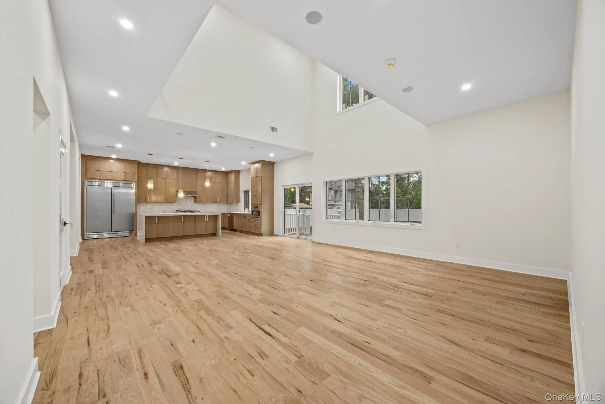 16 Montgomery Avenue, Islip, NY, 5 Bedrooms Bedrooms, 12 Rooms Rooms,5 BathroomsBathrooms,Residential,For Rent,Montgomery,0,1038627 16 Montgomery Avenue, Islip, NY, 5 Bedrooms Bedrooms, 12 Rooms Rooms,5 BathroomsBathrooms,Residential,For Rent,Montgomery,0,1038627