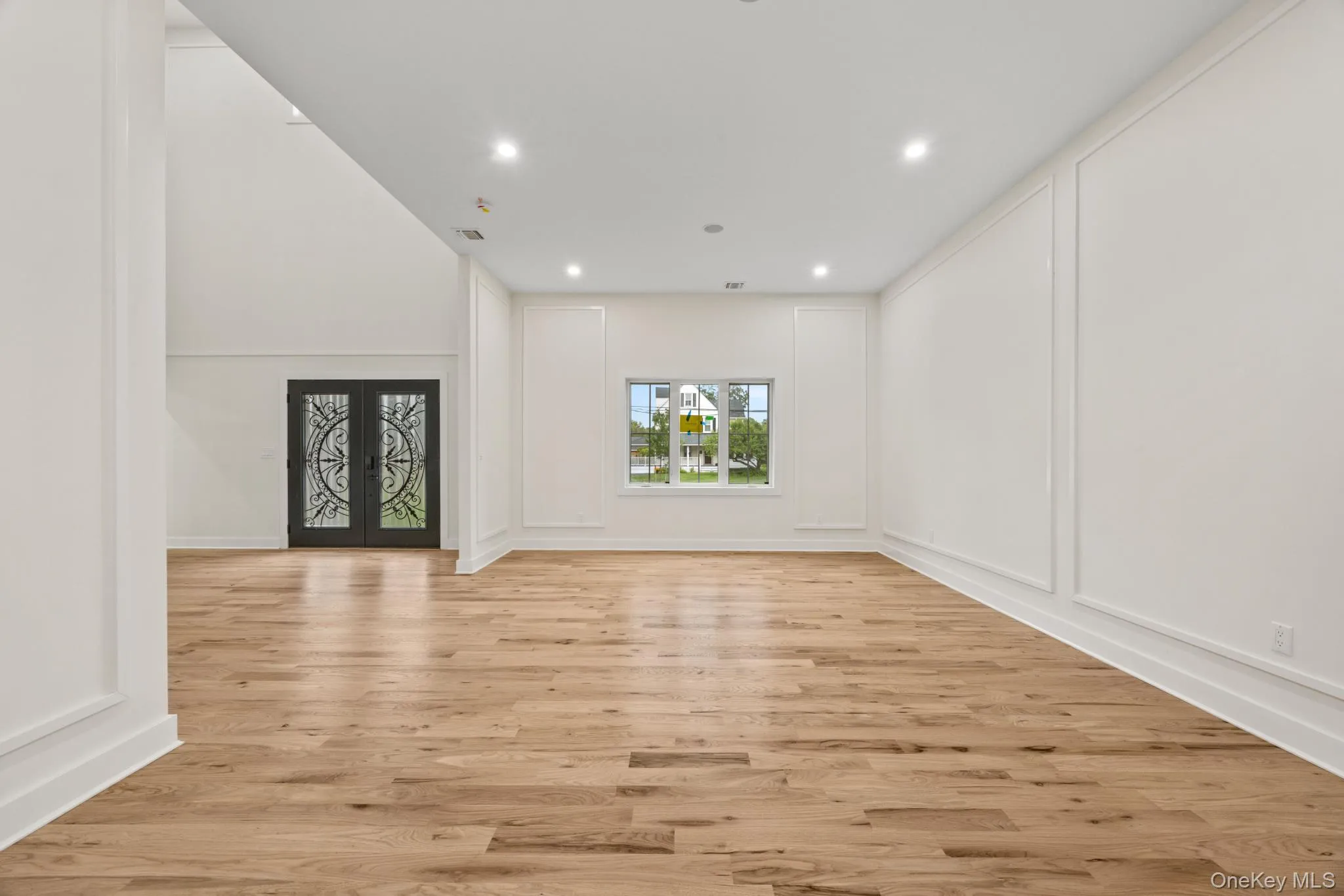 16 Montgomery Avenue, Islip, NY, 5 Bedrooms Bedrooms, 12 Rooms Rooms,5 BathroomsBathrooms,Residential,For Rent,Montgomery,0,1038627 16 Montgomery Avenue, Islip, NY, 5 Bedrooms Bedrooms, 12 Rooms Rooms,5 BathroomsBathrooms,Residential,For Rent,Montgomery,0,1038627