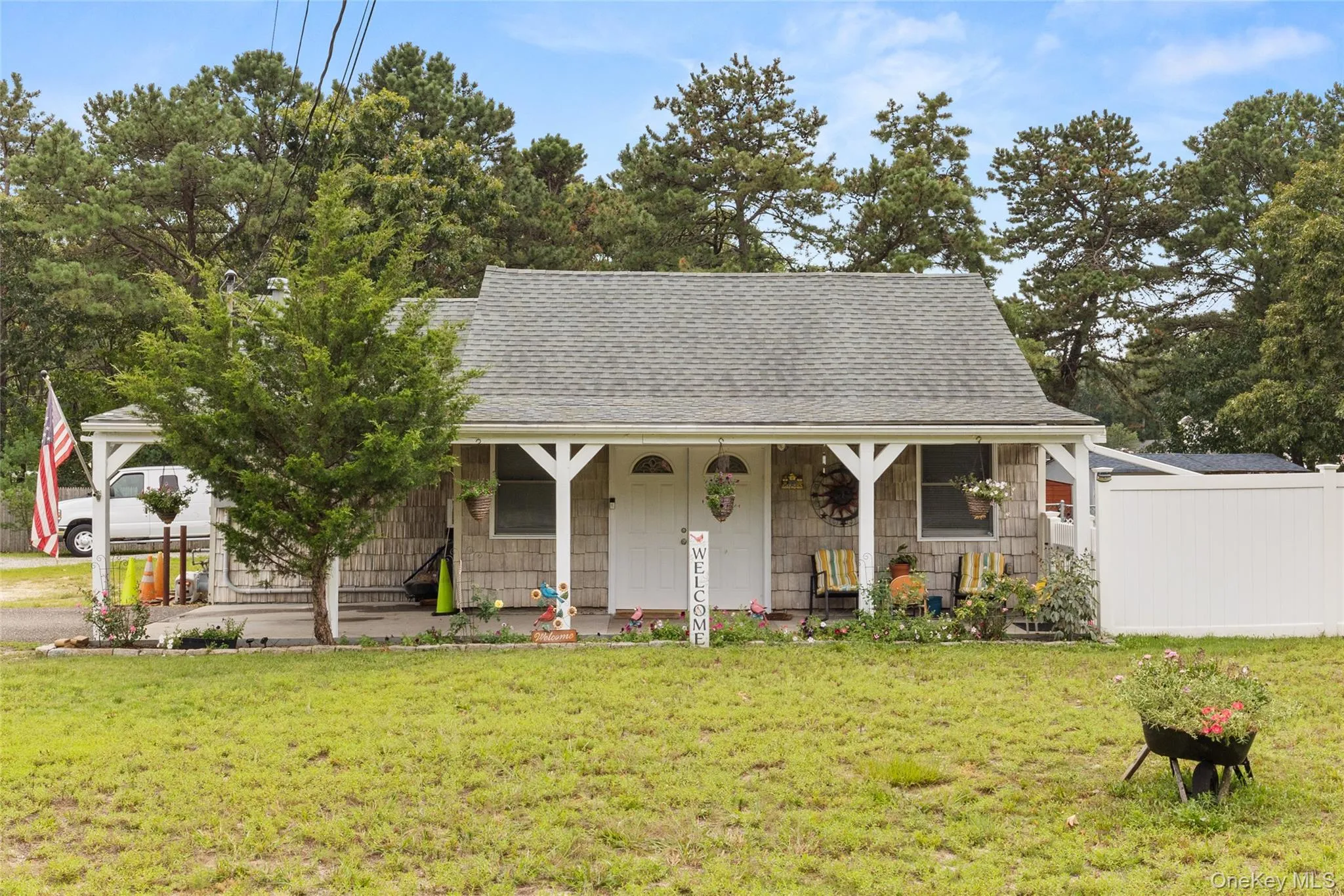 350 Hawkins Road, Brookhaven, NY, 2 Bedrooms Bedrooms, 5 Rooms Rooms,1 BathroomBathrooms,Residential,For Rent,Hawkins,0,1038637 350 Hawkins Road, Brookhaven, NY, 2 Bedrooms Bedrooms, 5 Rooms Rooms,1 BathroomBathrooms,Residential,For Rent,Hawkins,0,1038637