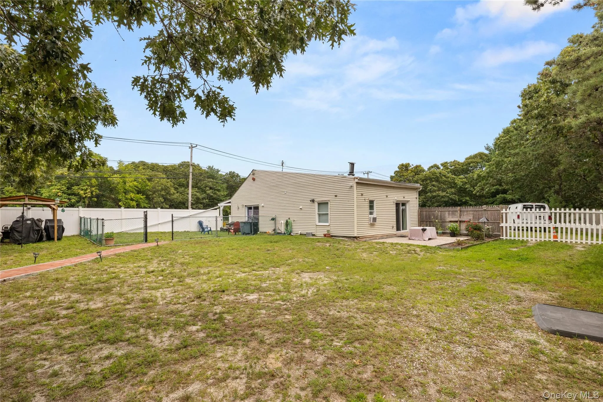 350 Hawkins Road, Brookhaven, NY, 2 Bedrooms Bedrooms, 5 Rooms Rooms,1 BathroomBathrooms,Residential,For Rent,Hawkins,0,1038637 350 Hawkins Road, Brookhaven, NY, 2 Bedrooms Bedrooms, 5 Rooms Rooms,1 BathroomBathrooms,Residential,For Rent,Hawkins,0,1038637