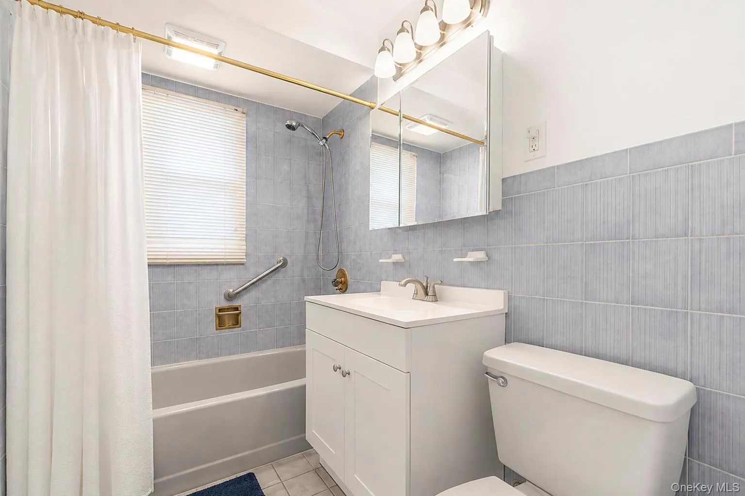 3 Laurie Drive, Oyster Bay, NY, 4 Bedrooms Bedrooms, 12 Rooms Rooms,2 BathroomsBathrooms,Residential,For Rent,Laurie,0,1038641 3 Laurie Drive, Oyster Bay, NY, 4 Bedrooms Bedrooms, 12 Rooms Rooms,2 BathroomsBathrooms,Residential,For Rent,Laurie,0,1038641