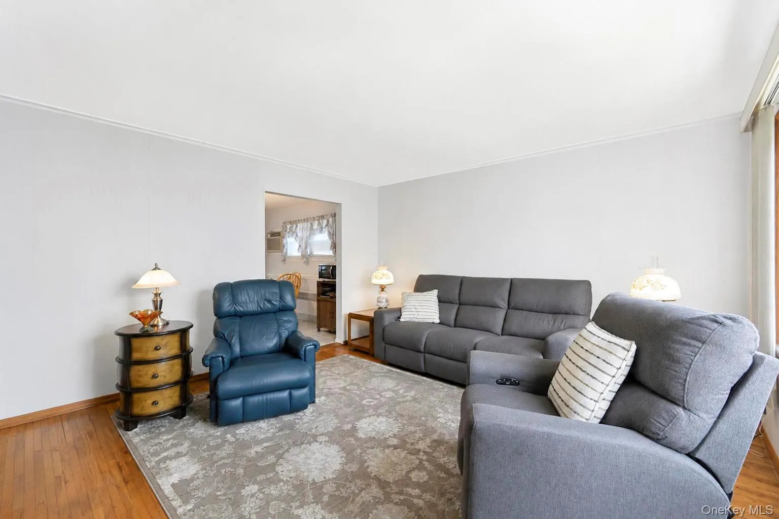 3 Laurie Drive, Oyster Bay, NY, 4 Bedrooms Bedrooms, 12 Rooms Rooms,2 BathroomsBathrooms,Residential,For Rent,Laurie,0,1038641 3 Laurie Drive, Oyster Bay, NY, 4 Bedrooms Bedrooms, 12 Rooms Rooms,2 BathroomsBathrooms,Residential,For Rent,Laurie,0,1038641