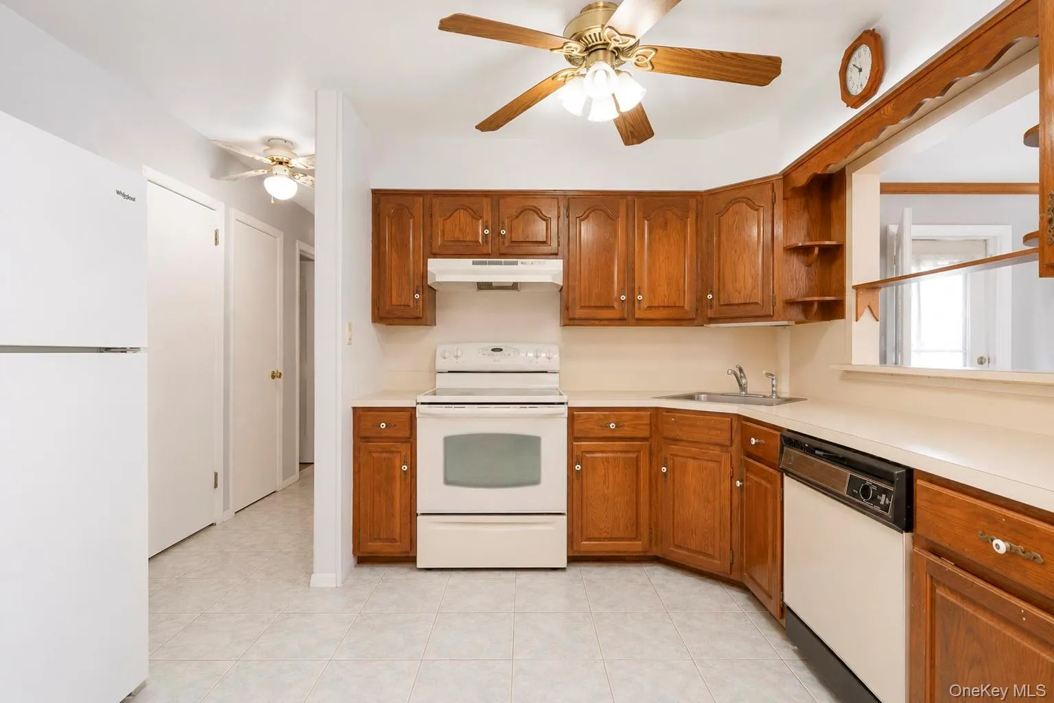 3 Laurie Drive, Oyster Bay, NY, 4 Bedrooms Bedrooms, 12 Rooms Rooms,2 BathroomsBathrooms,Residential,For Rent,Laurie,0,1038641 3 Laurie Drive, Oyster Bay, NY, 4 Bedrooms Bedrooms, 12 Rooms Rooms,2 BathroomsBathrooms,Residential,For Rent,Laurie,0,1038641