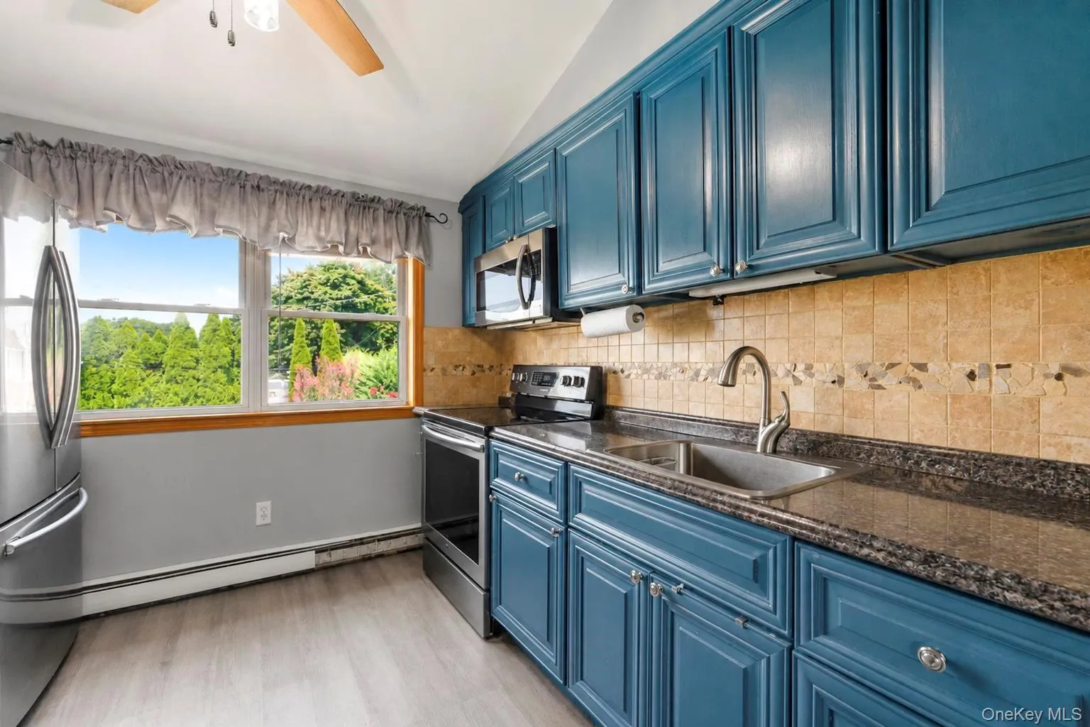 3 Laurie Drive, Oyster Bay, NY, 4 Bedrooms Bedrooms, 12 Rooms Rooms,2 BathroomsBathrooms,Residential,For Rent,Laurie,0,1038641 3 Laurie Drive, Oyster Bay, NY, 4 Bedrooms Bedrooms, 12 Rooms Rooms,2 BathroomsBathrooms,Residential,For Rent,Laurie,0,1038641