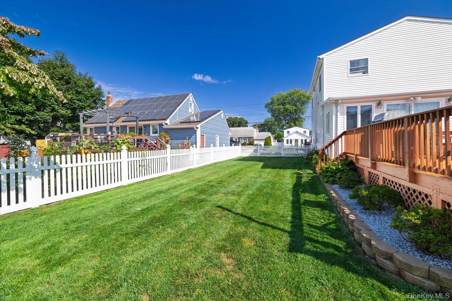 18 Dante Place, Babylon, NY, 3 Bedrooms Bedrooms, 7 Rooms Rooms,2 BathroomsBathrooms,Residential,For Rent,Dante,0,1038642 18 Dante Place, Babylon, NY, 3 Bedrooms Bedrooms, 7 Rooms Rooms,2 BathroomsBathrooms,Residential,For Rent,Dante,0,1038642