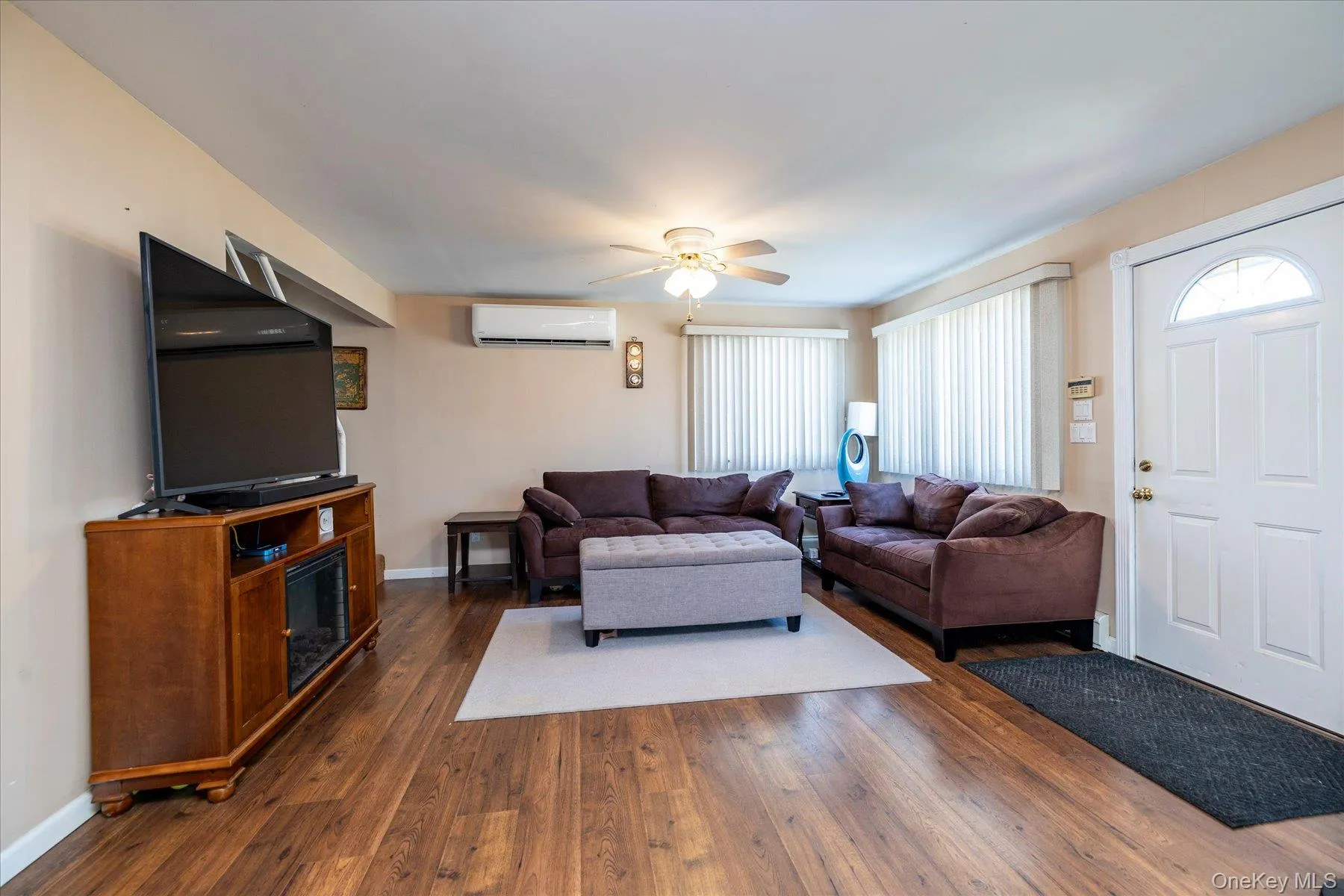18 Dante Place, Babylon, NY, 3 Bedrooms Bedrooms, 7 Rooms Rooms,2 BathroomsBathrooms,Residential,For Rent,Dante,0,1038642 18 Dante Place, Babylon, NY, 3 Bedrooms Bedrooms, 7 Rooms Rooms,2 BathroomsBathrooms,Residential,For Rent,Dante,0,1038642