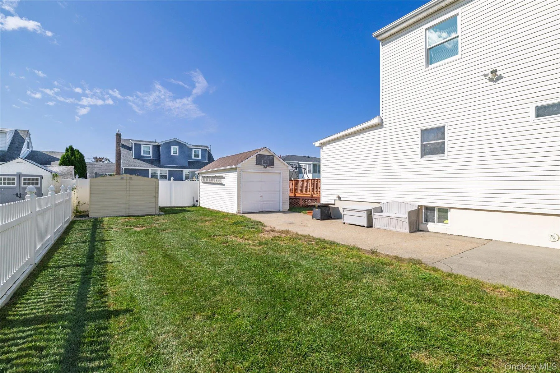 18 Dante Place, Babylon, NY, 3 Bedrooms Bedrooms, 7 Rooms Rooms,2 BathroomsBathrooms,Residential,For Rent,Dante,0,1038642 18 Dante Place, Babylon, NY, 3 Bedrooms Bedrooms, 7 Rooms Rooms,2 BathroomsBathrooms,Residential,For Rent,Dante,0,1038642