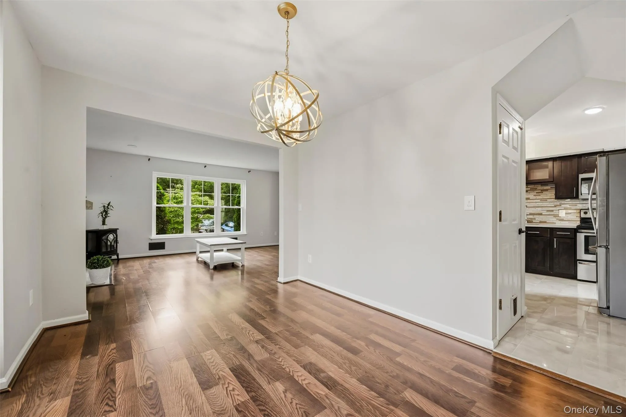 21 Taconic Street, Poughkeepsie (town), NY, 2 Bedrooms Bedrooms, 6 Rooms Rooms,1 BathroomBathrooms,Residential,For Rent,Taconic,0,1038643 21 Taconic Street, Poughkeepsie (town), NY, 2 Bedrooms Bedrooms, 6 Rooms Rooms,1 BathroomBathrooms,Residential,For Rent,Taconic,0,1038643