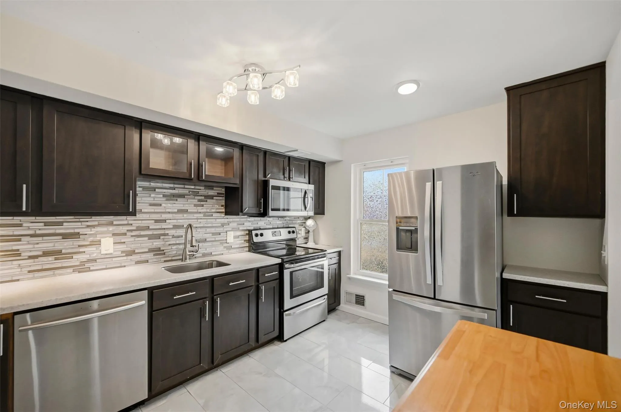21 Taconic Street, Poughkeepsie (town), NY, 2 Bedrooms Bedrooms, 6 Rooms Rooms,1 BathroomBathrooms,Residential,For Rent,Taconic,0,1038643 21 Taconic Street, Poughkeepsie (town), NY, 2 Bedrooms Bedrooms, 6 Rooms Rooms,1 BathroomBathrooms,Residential,For Rent,Taconic,0,1038643