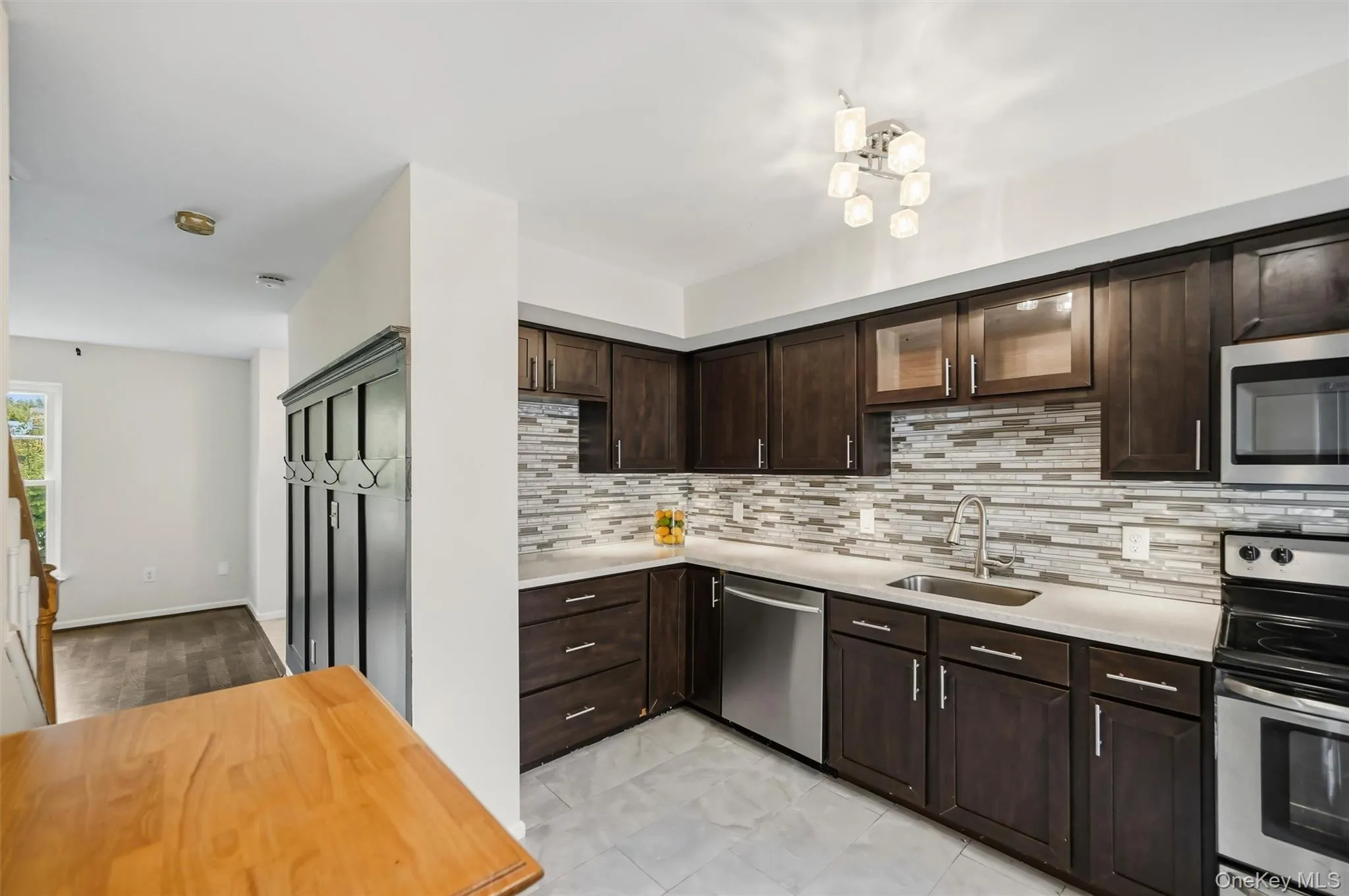 21 Taconic Street, Poughkeepsie (town), NY, 2 Bedrooms Bedrooms, 6 Rooms Rooms,1 BathroomBathrooms,Residential,For Rent,Taconic,0,1038643 21 Taconic Street, Poughkeepsie (town), NY, 2 Bedrooms Bedrooms, 6 Rooms Rooms,1 BathroomBathrooms,Residential,For Rent,Taconic,0,1038643