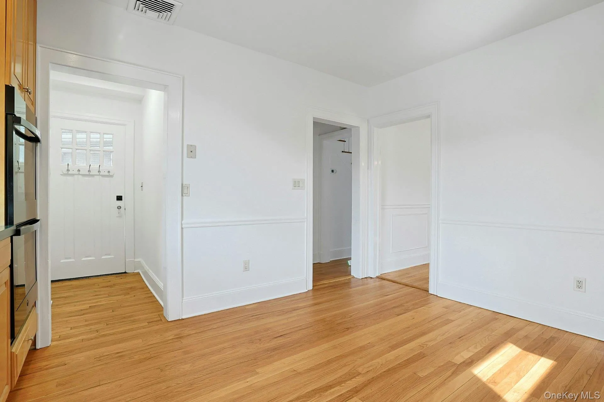 54 Bowman Avenue, Rye Town, NY, 3 Bedrooms Bedrooms, 9 Rooms Rooms,2 BathroomsBathrooms,Residential,For Rent,Bowman,0,1038647 54 Bowman Avenue, Rye Town, NY, 3 Bedrooms Bedrooms, 9 Rooms Rooms,2 BathroomsBathrooms,Residential,For Rent,Bowman,0,1038647