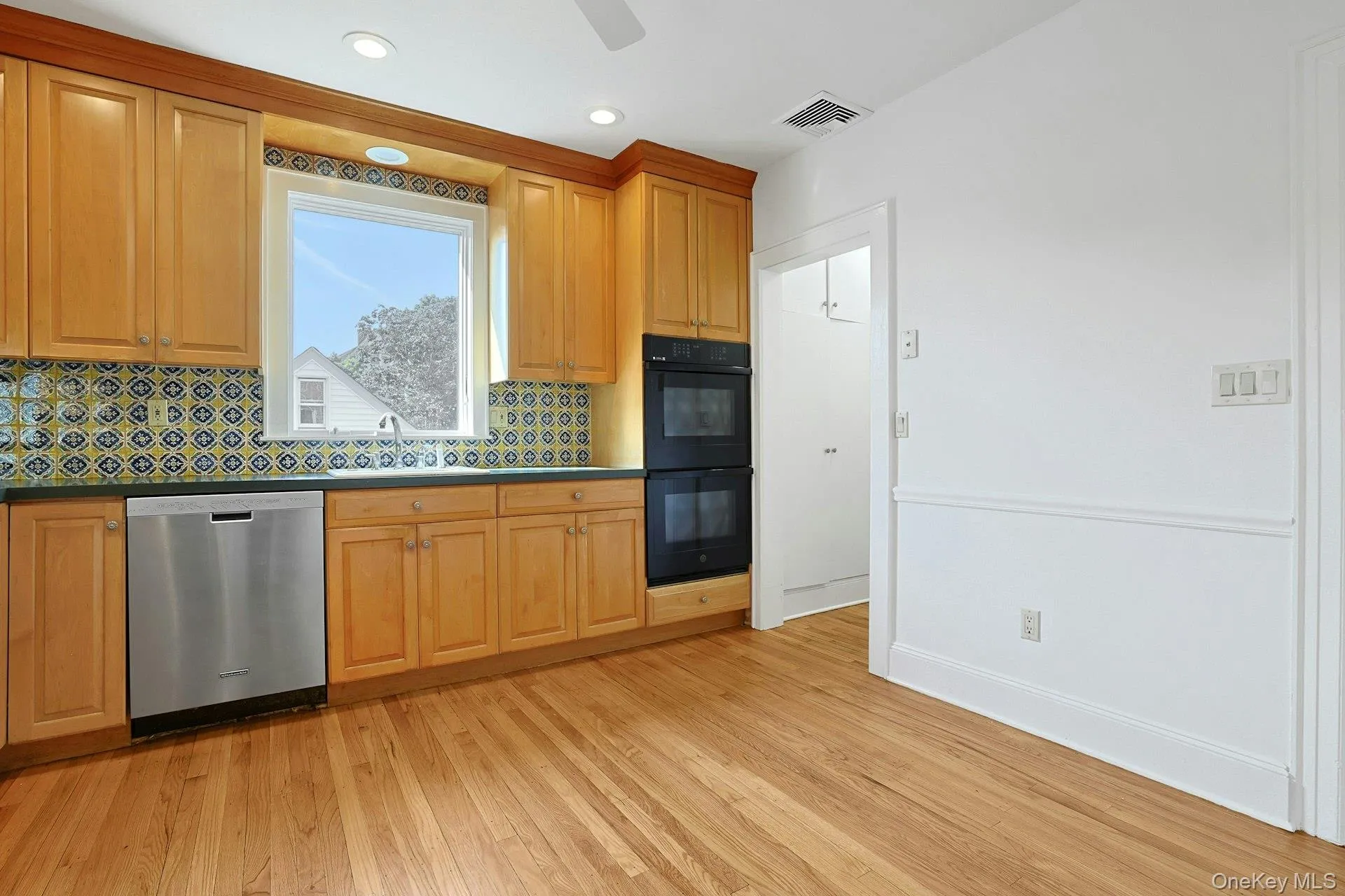 54 Bowman Avenue, Rye Town, NY, 3 Bedrooms Bedrooms, 9 Rooms Rooms,2 BathroomsBathrooms,Residential,For Rent,Bowman,0,1038647 54 Bowman Avenue, Rye Town, NY, 3 Bedrooms Bedrooms, 9 Rooms Rooms,2 BathroomsBathrooms,Residential,For Rent,Bowman,0,1038647