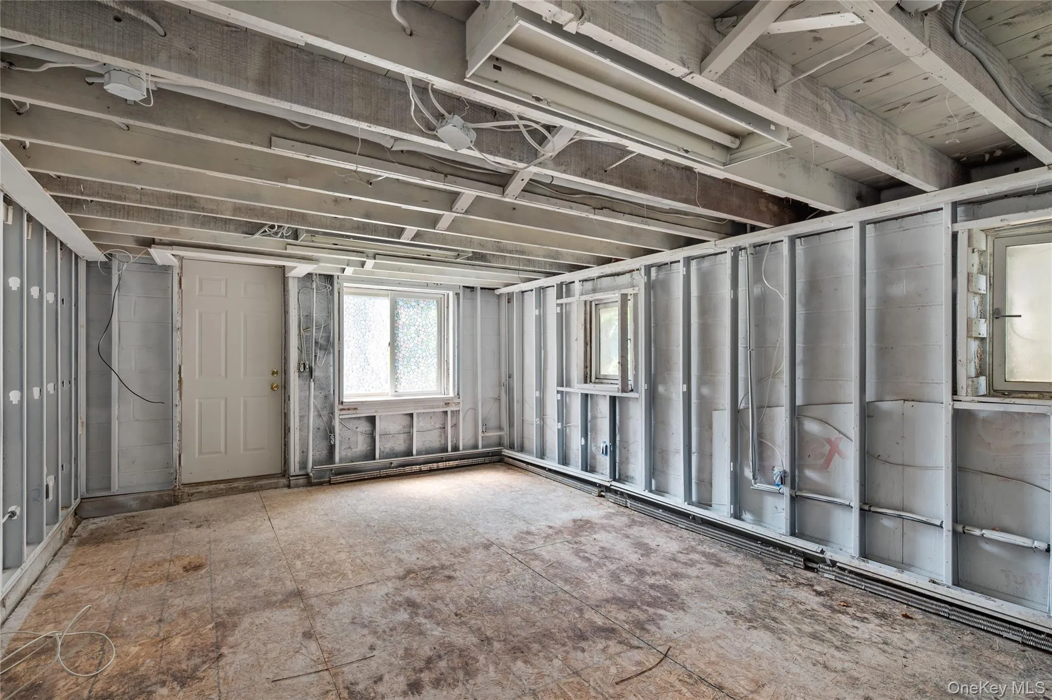 14 Marlan Court, Oyster Bay, NY, 3 Bedrooms Bedrooms, 6 Rooms Rooms,1 BathroomBathrooms,Residential,For Rent,Marlan,0,1038653 14 Marlan Court, Oyster Bay, NY, 3 Bedrooms Bedrooms, 6 Rooms Rooms,1 BathroomBathrooms,Residential,For Rent,Marlan,0,1038653