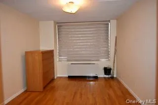 11624 Grosvenor Lane, New York, NY, 2 Bedrooms Bedrooms, 6 Rooms Rooms,2 BathroomsBathrooms,Residential,For Rent,Grosvenor,0,1038658 11624 Grosvenor Lane, New York, NY, 2 Bedrooms Bedrooms, 6 Rooms Rooms,2 BathroomsBathrooms,Residential,For Rent,Grosvenor,0,1038658
