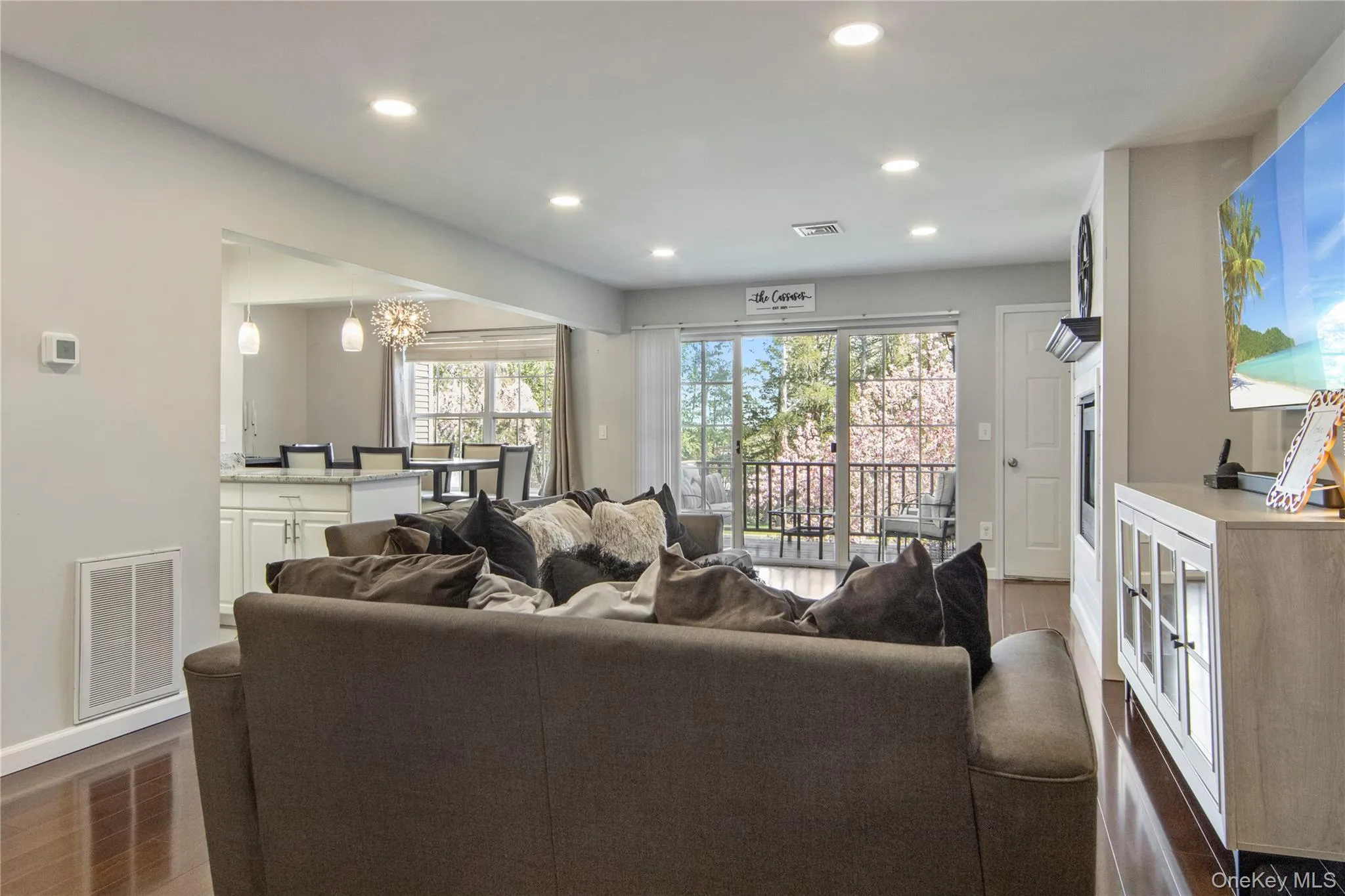 1009 Washington Green, New Windsor, NY, 2 Bedrooms Bedrooms, 5 Rooms Rooms,2 BathroomsBathrooms,Residential,For Rent,Washington,0,1038659 1009 Washington Green, New Windsor, NY, 2 Bedrooms Bedrooms, 5 Rooms Rooms,2 BathroomsBathrooms,Residential,For Rent,Washington,0,1038659