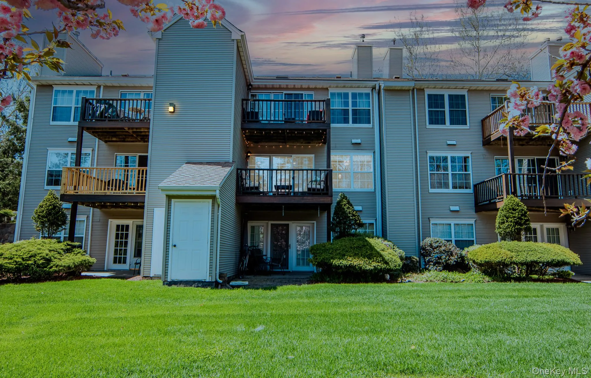 1009 Washington Green, New Windsor, NY, 2 Bedrooms Bedrooms, 5 Rooms Rooms,2 BathroomsBathrooms,Residential,For Rent,Washington,0,1038659 1009 Washington Green, New Windsor, NY, 2 Bedrooms Bedrooms, 5 Rooms Rooms,2 BathroomsBathrooms,Residential,For Rent,Washington,0,1038659