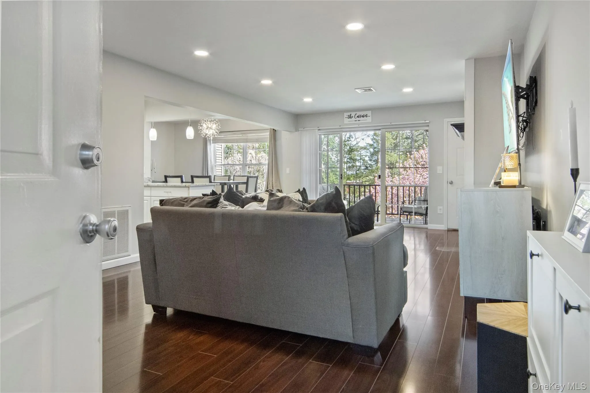 1009 Washington Green, New Windsor, NY, 2 Bedrooms Bedrooms, 5 Rooms Rooms,2 BathroomsBathrooms,Residential,For Rent,Washington,0,1038659 1009 Washington Green, New Windsor, NY, 2 Bedrooms Bedrooms, 5 Rooms Rooms,2 BathroomsBathrooms,Residential,For Rent,Washington,0,1038659