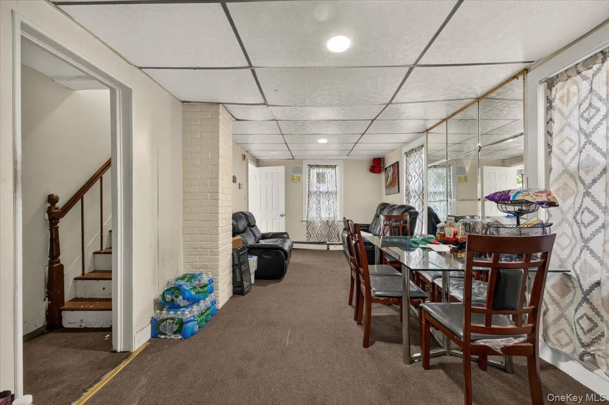101 11th Street, Huntington, NY, 4 Bedrooms Bedrooms, 7 Rooms Rooms,2 BathroomsBathrooms,Residential,For Rent,11th,0,1038660 101 11th Street, Huntington, NY, 4 Bedrooms Bedrooms, 7 Rooms Rooms,2 BathroomsBathrooms,Residential,For Rent,11th,0,1038660